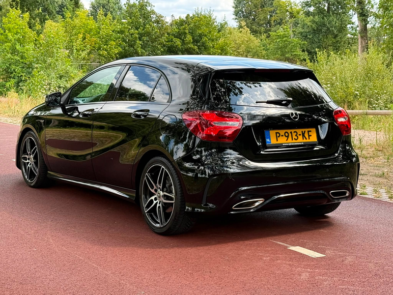 Mercedes-Benz A 180 180 Business Solution AMG — photo 7