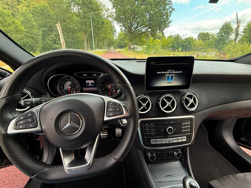 Mercedes-Benz A 180 180 Business Solution AMG — photo 11