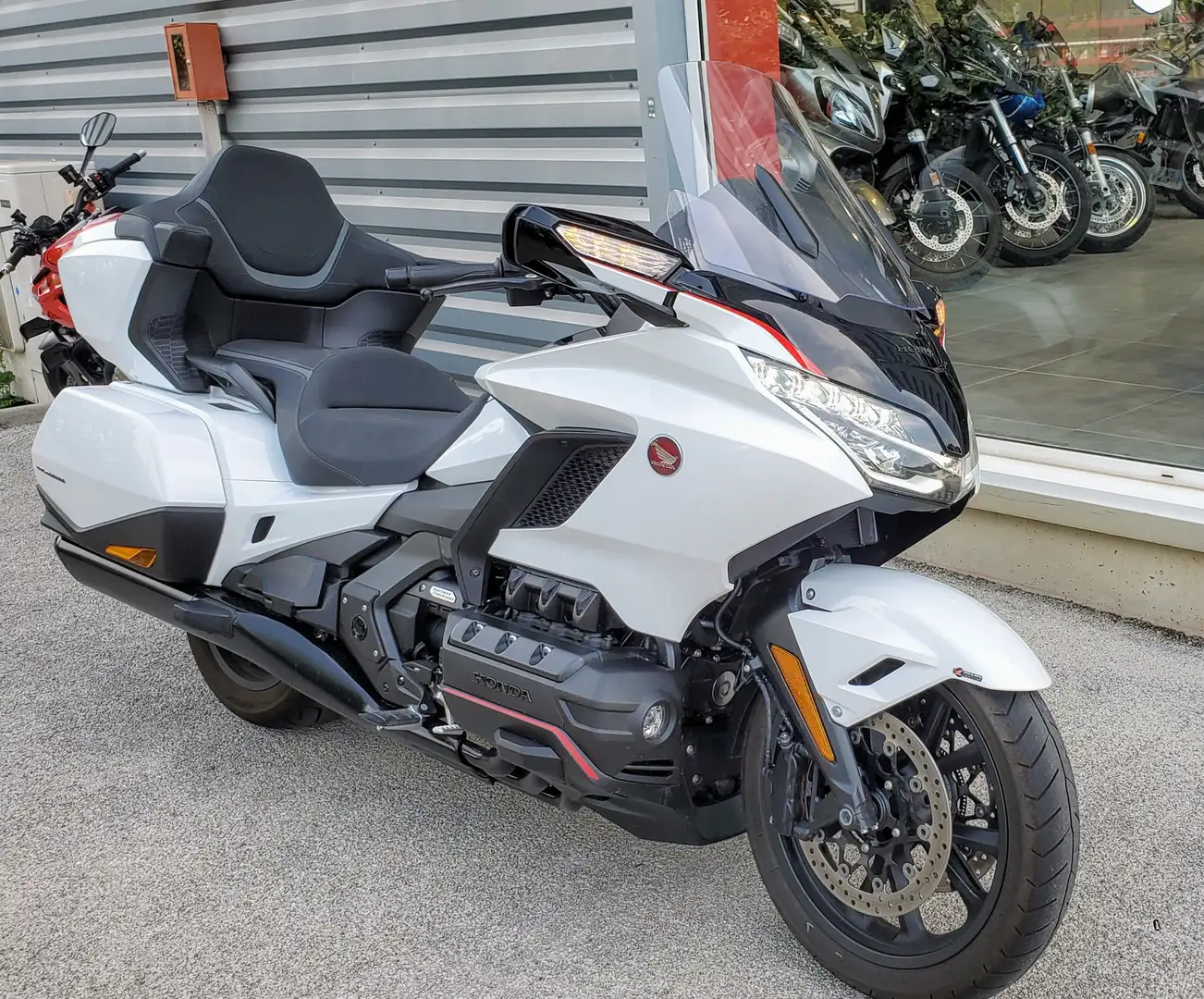 Honda Gold Wing Blanc - 2