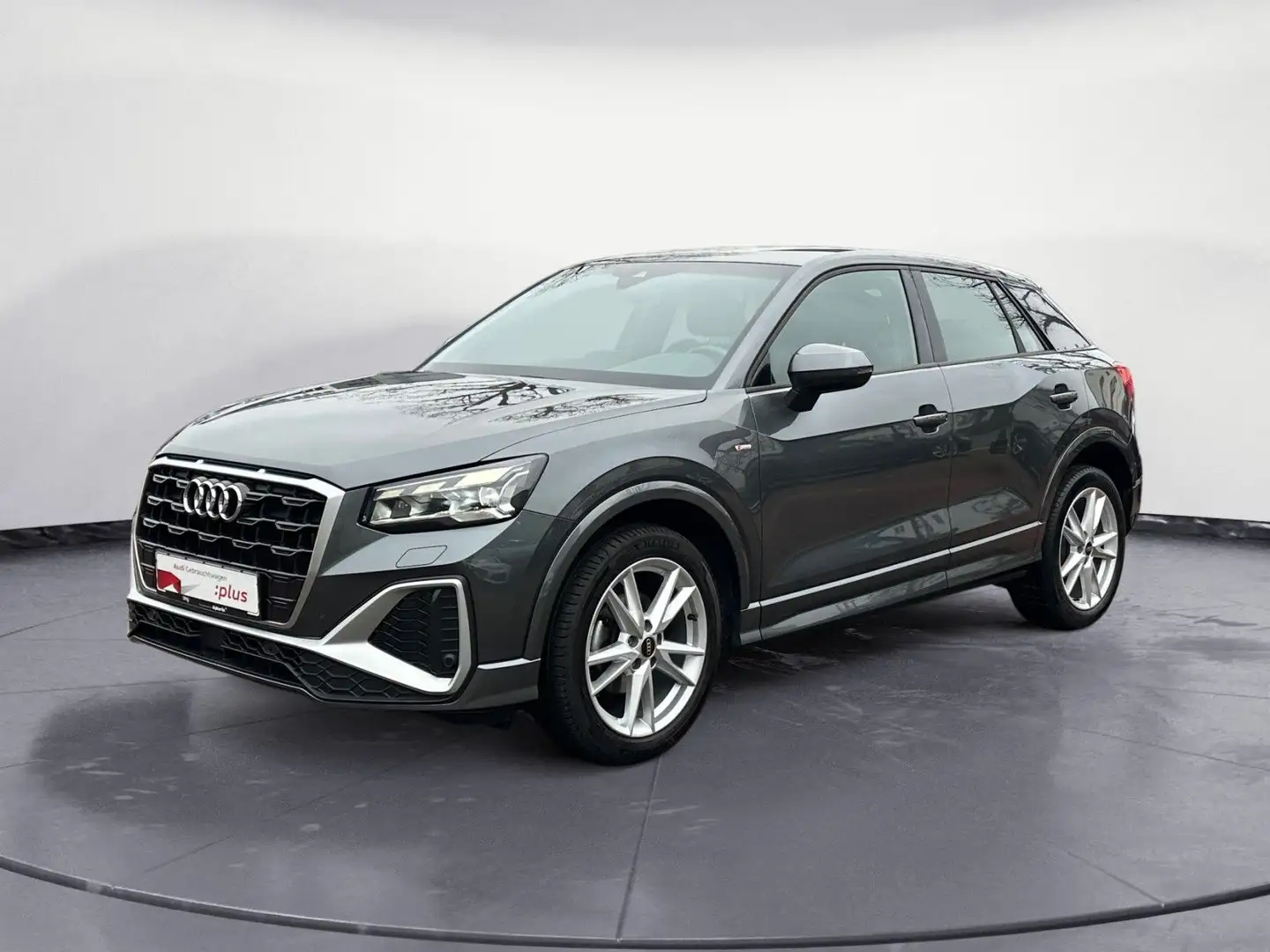 Audi Q2 35 TFSI S-line Matrix/Kamera/Navi/Interface/A Grau - 2