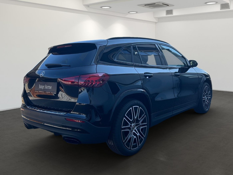 Mercedes-Benz GLA 200 d 4MATIC Österreich-Edition AMG Line PTS — photo 4