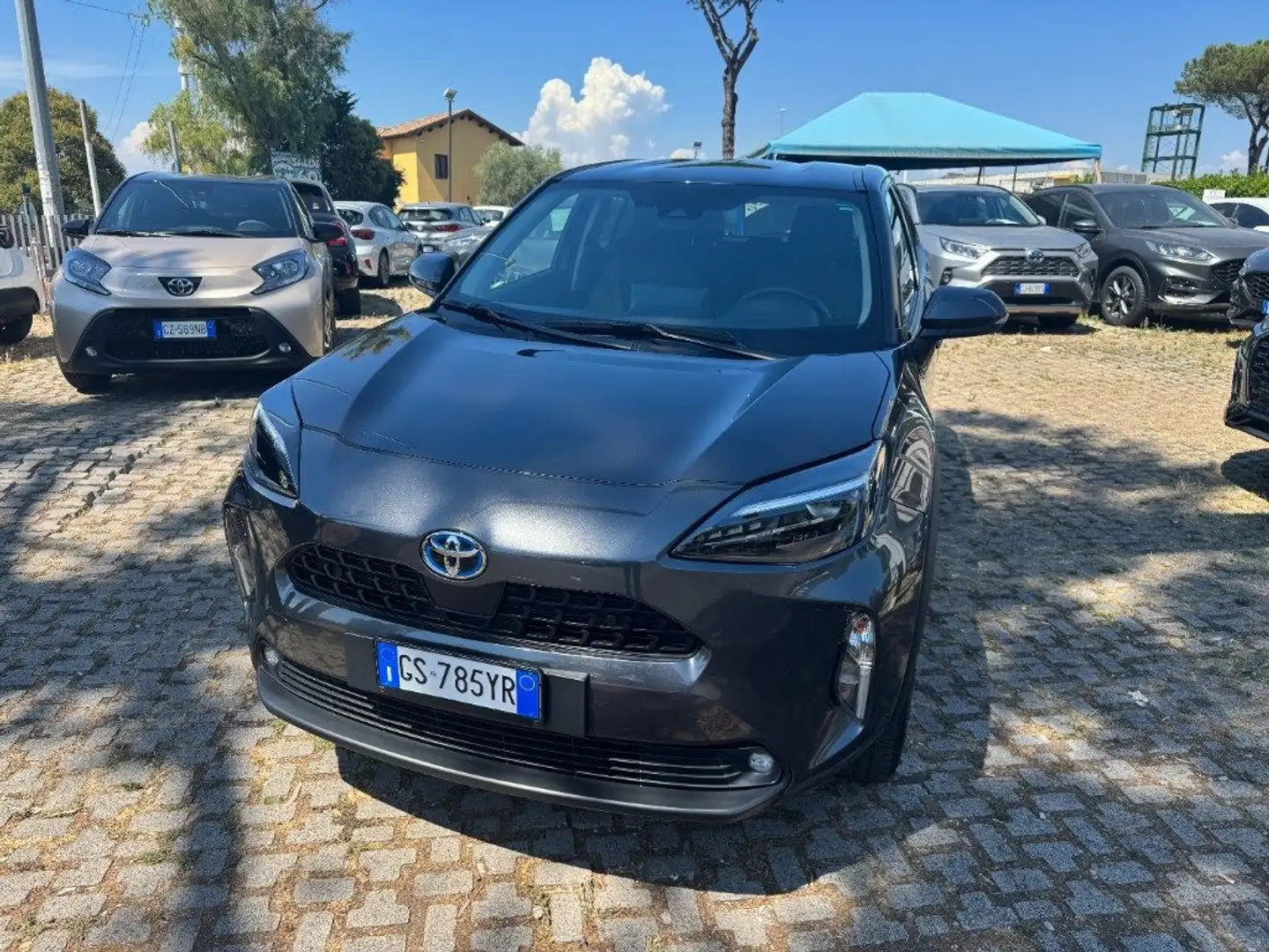 Toyota Yaris Cross 1.5 Hybrid 5p. E-CVT Business KM CERTIFICATI UNIPR Grigio - 2