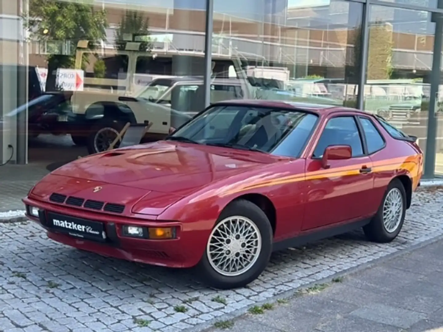 Porsche 924 Turbo 2.0 Benzin Coupe Rot - 2