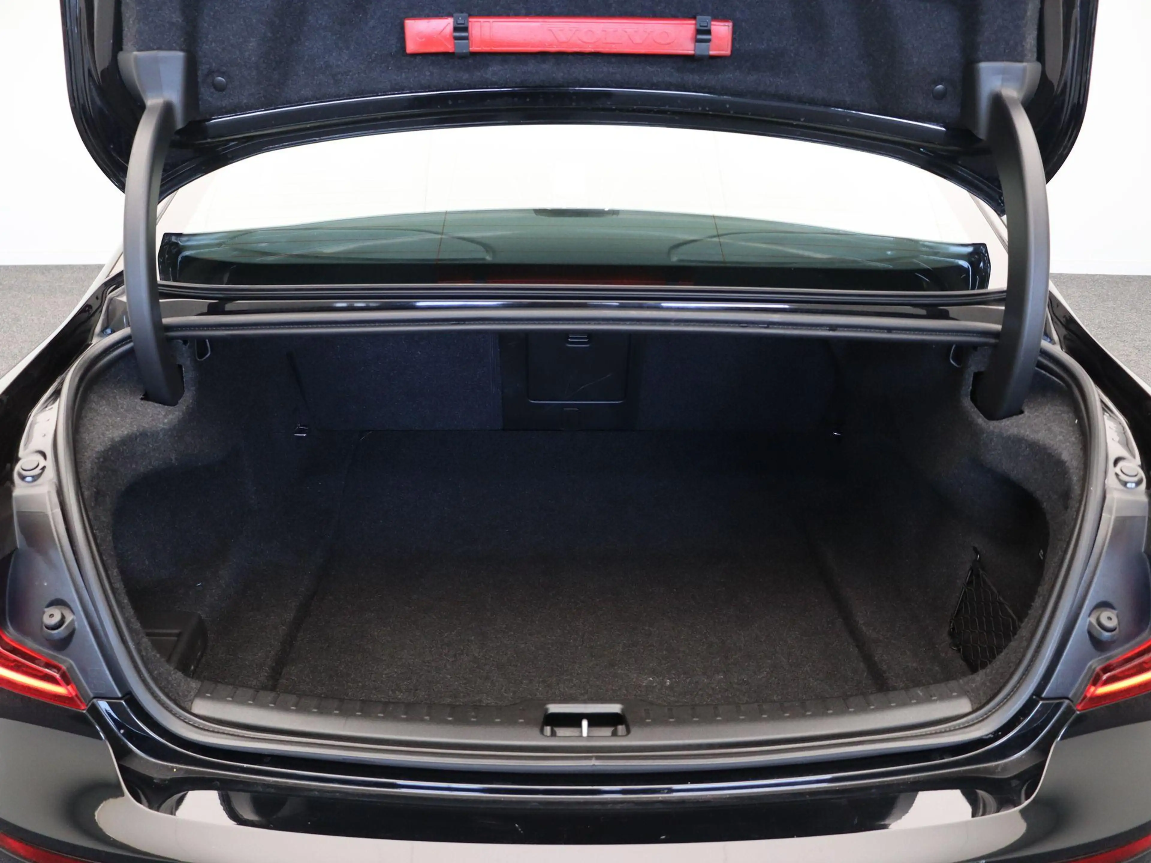 Volvo S60 2.0 T4 R-Design | Trekhaak | Elektrische Stoelvers — photo 12