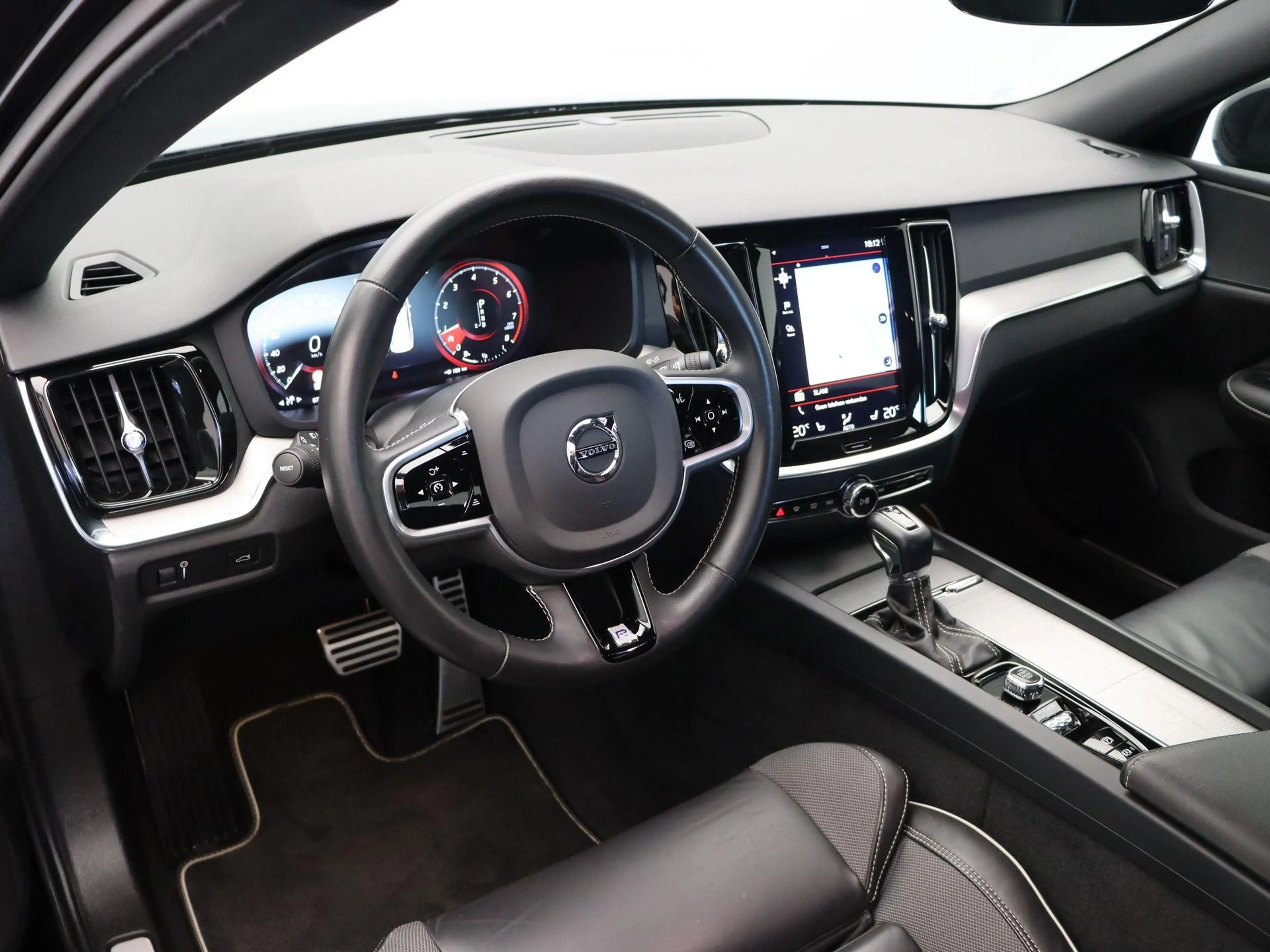 Volvo S60 2.0 T4 R-Design | Trekhaak | Elektrische Stoelvers — photo 14