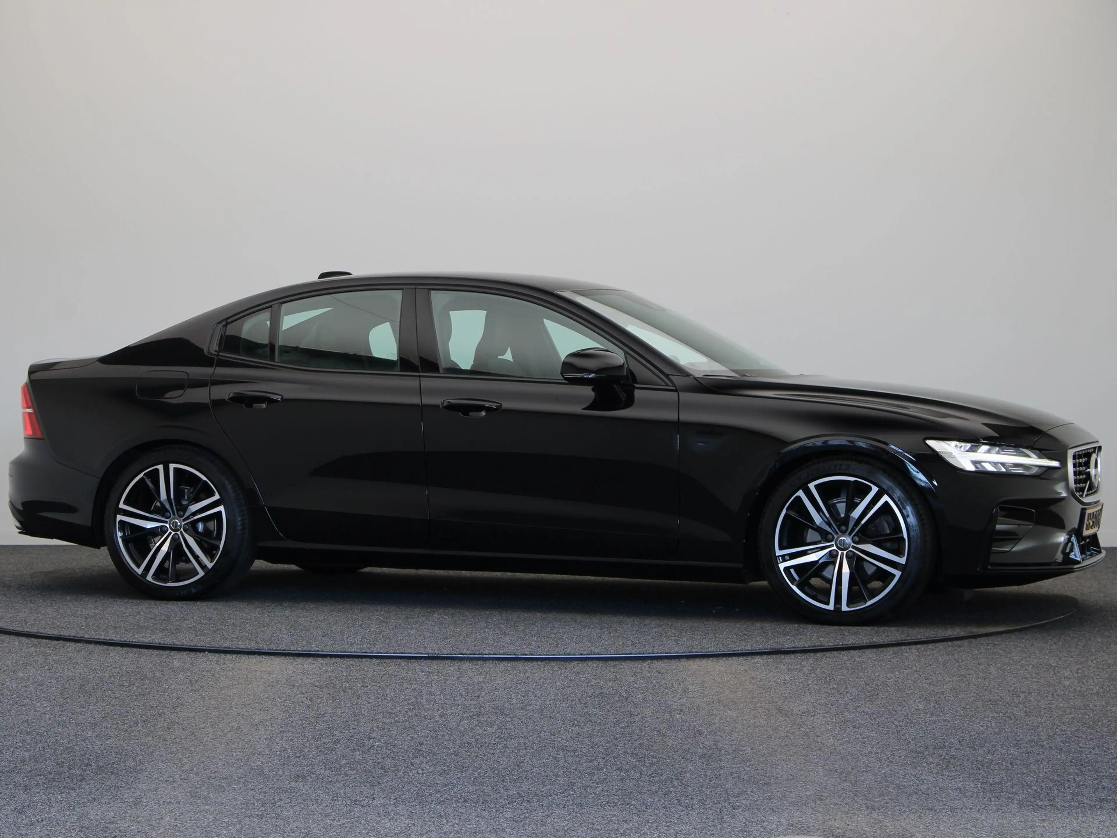 Volvo S60 2.0 T4 R-Design | Trekhaak | Elektrische Stoelvers — photo 9