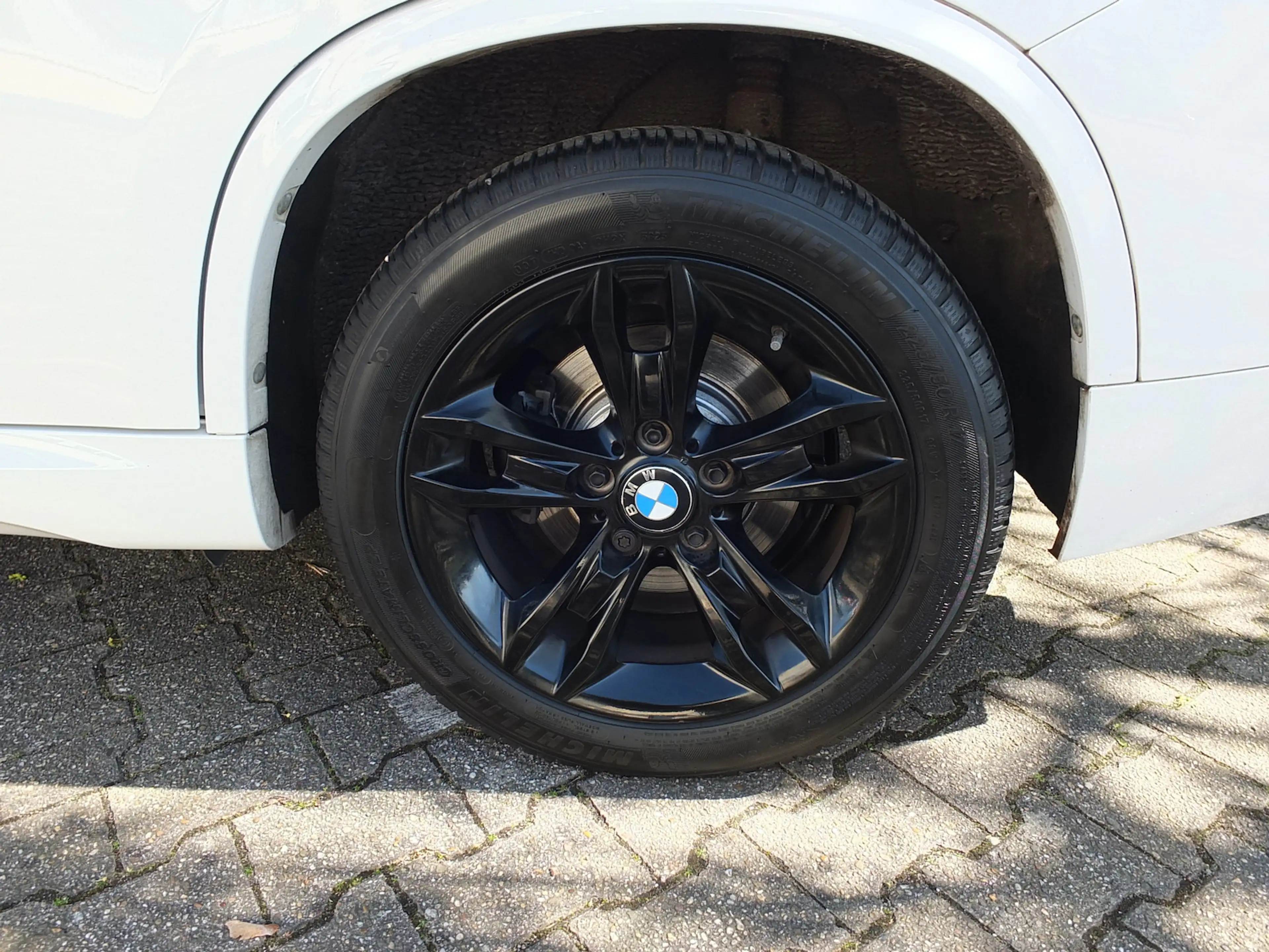 BMW X1 16D M-PAKET LEDER XENON NAVI PANORAMA M-SPORTPAKET — photo 15
