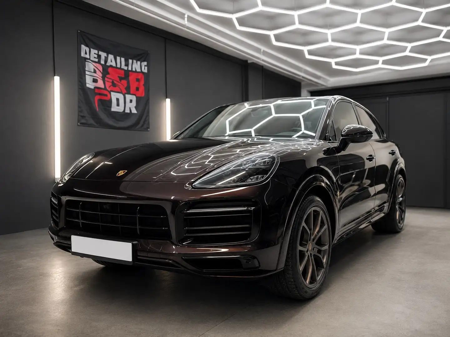 Porsche Cayenne Coupe Marrón - 2