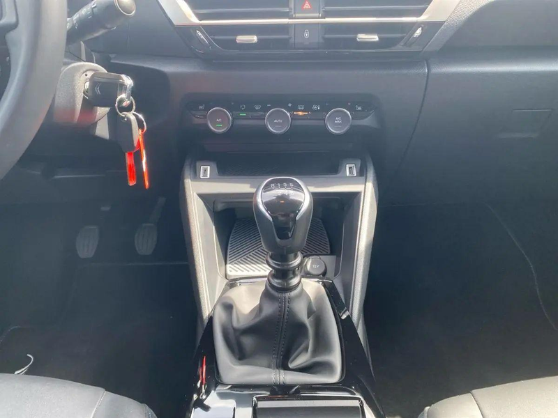 Citroen C4 Feel 1.2 12V e-THP / PureTech Metallic — photo 8