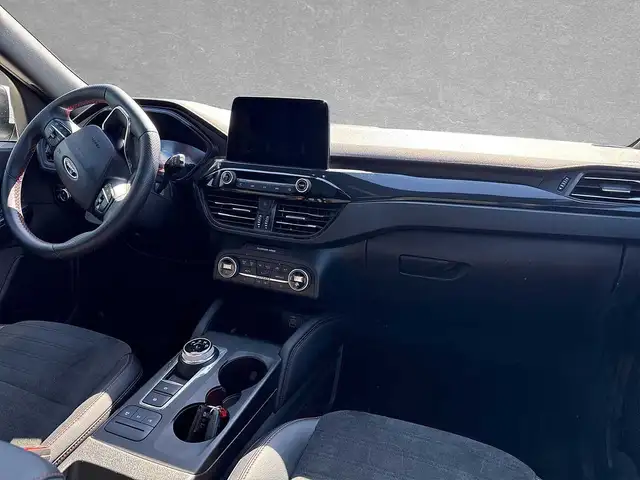 Ford Kuga view 4