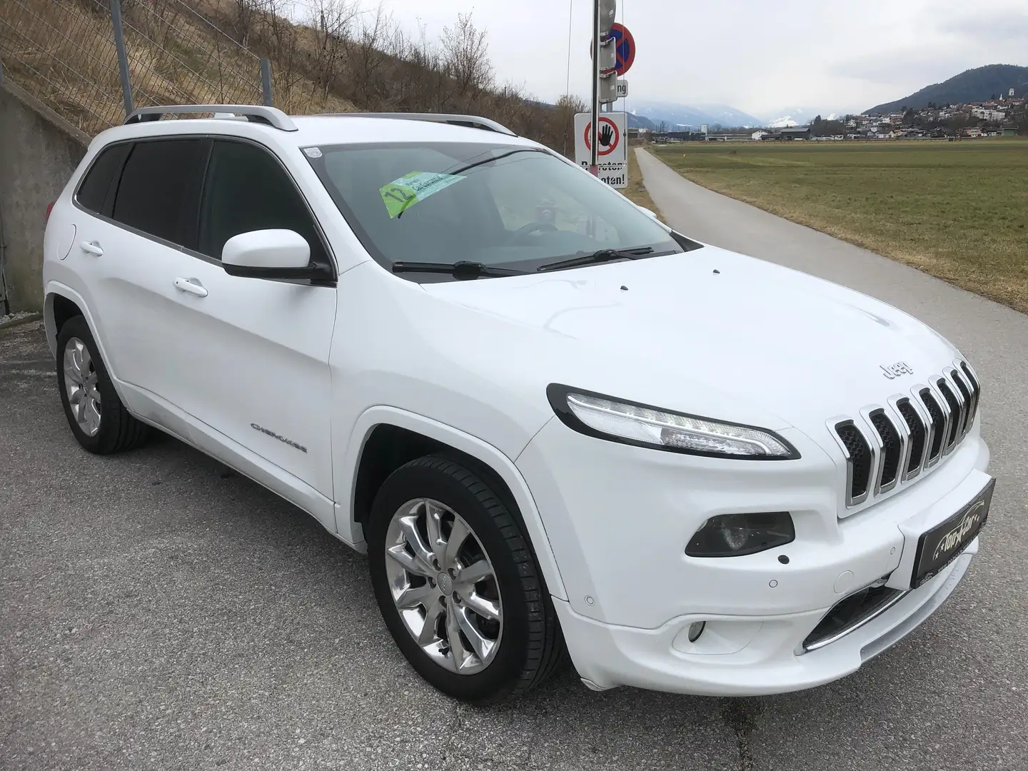 Jeep Cherokee 2,0 MultiJet II AWD Limited Aut. Weiß - 2
