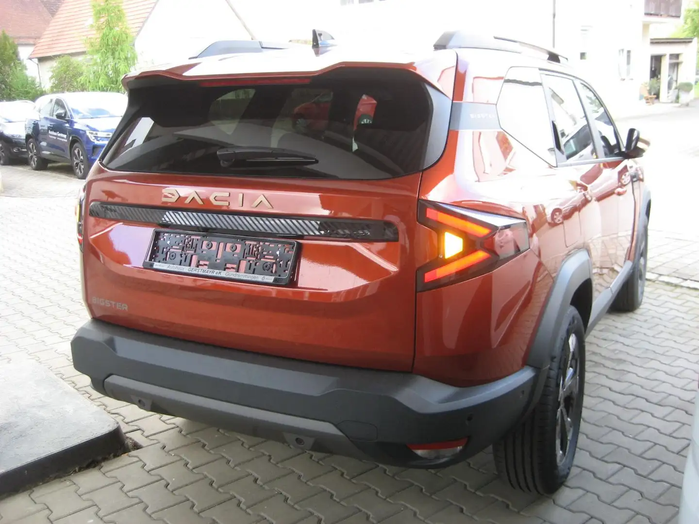 Dacia Bigster TCe 140 Extreme -Winterplus & City Paket Braun - 2