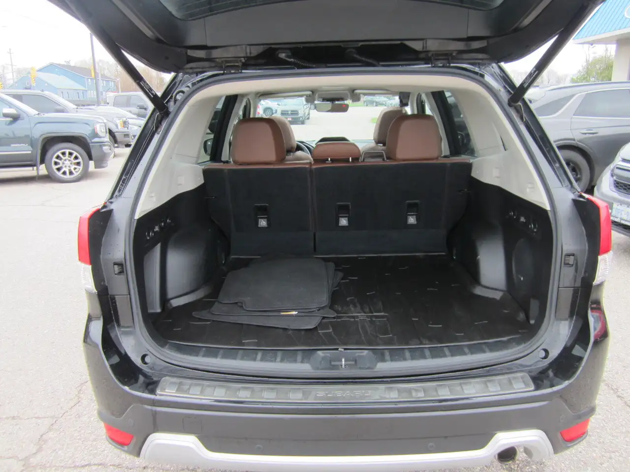 Subaru Forester снимка Subaru Forester