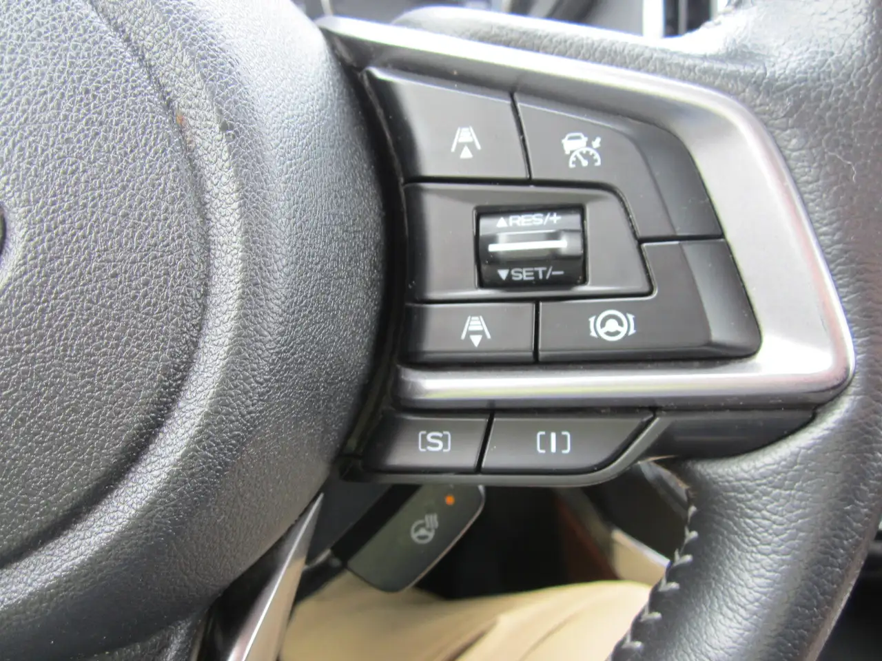 Subaru Forester снимка Subaru Forester