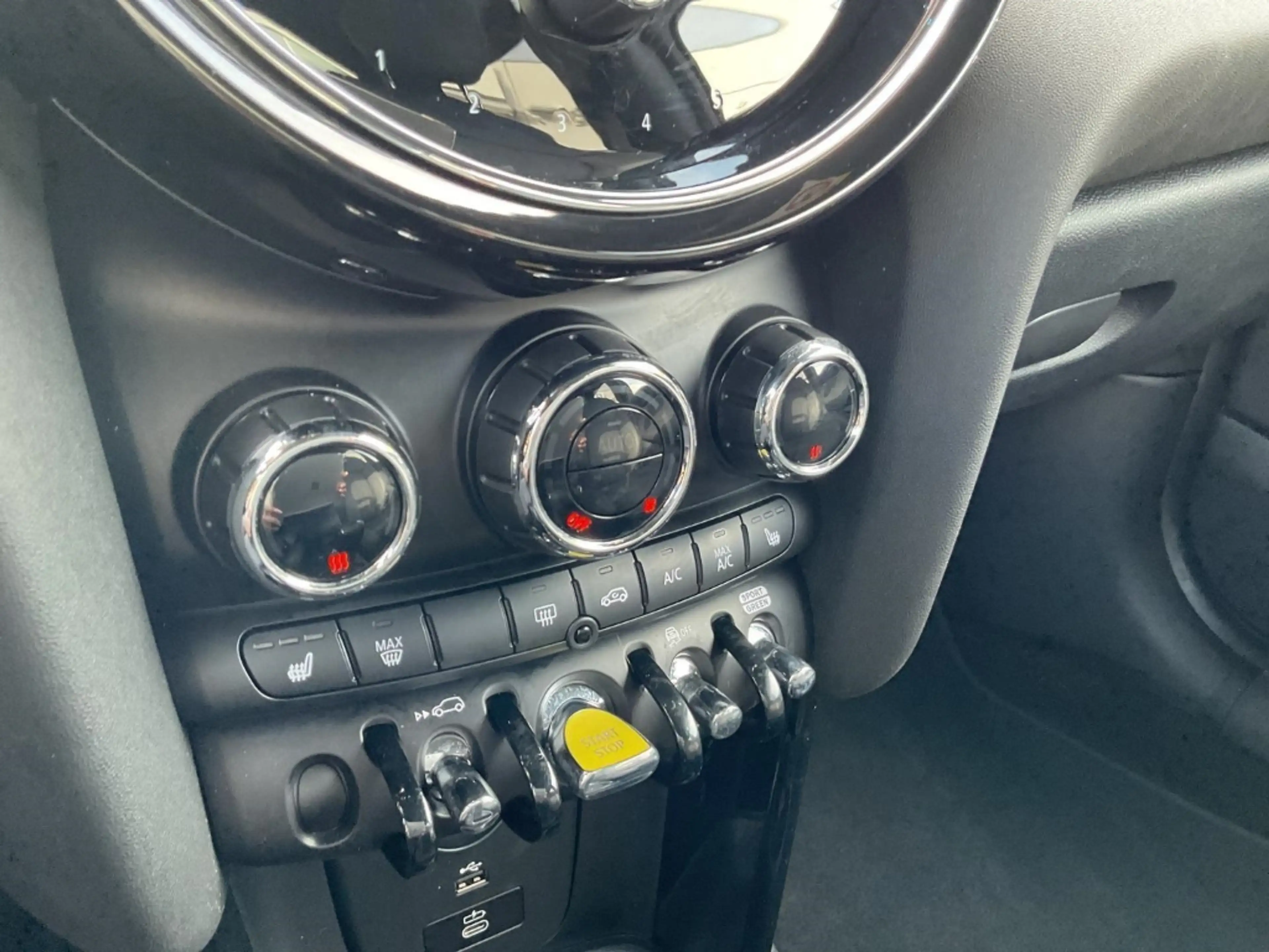 MINI Cooper SE Navi Leder Digitales Cockpit Memory Sitze LED Appl — photo 12