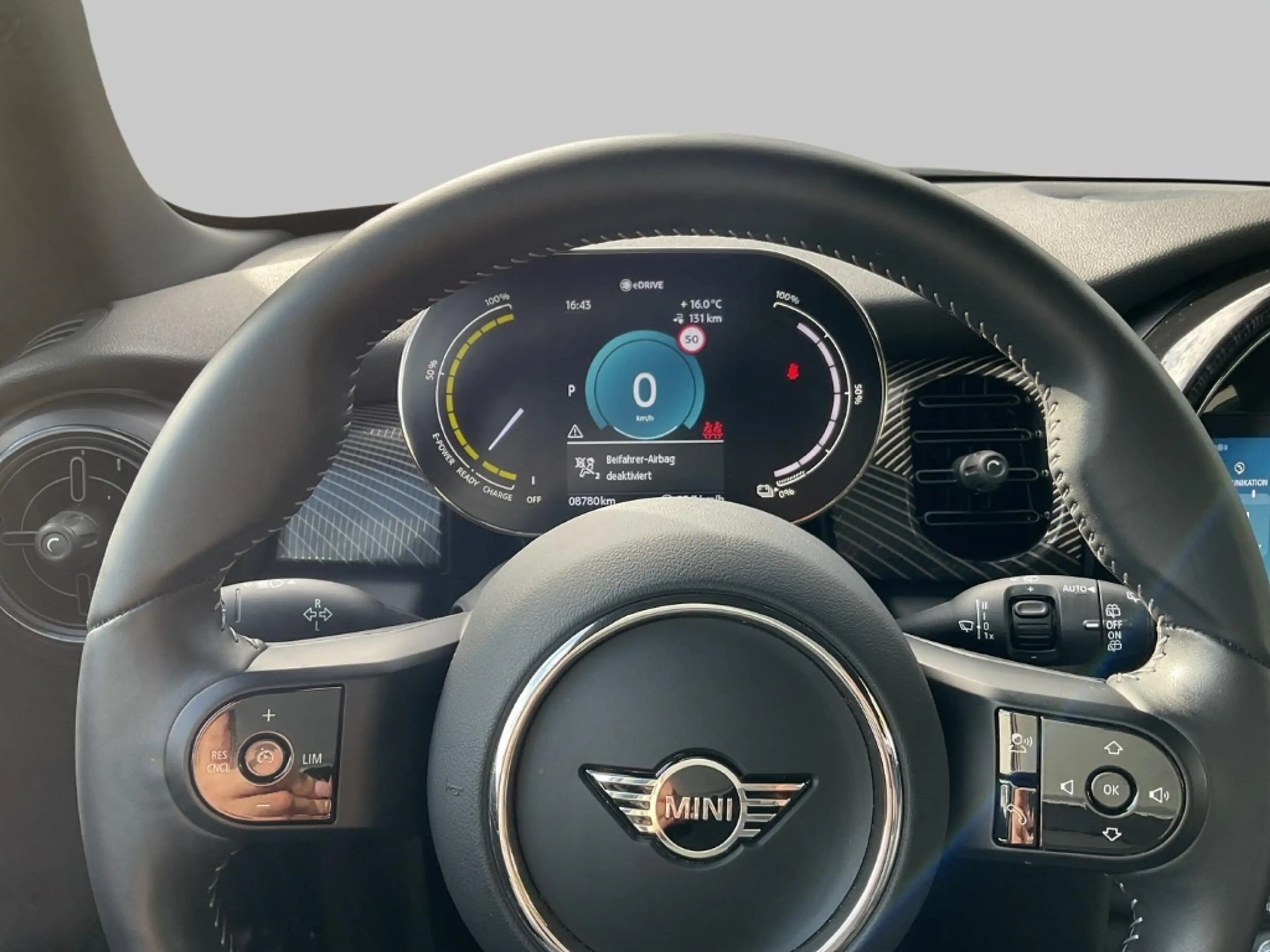 MINI Cooper SE Navi Leder Digitales Cockpit Memory Sitze LED Appl — photo 10