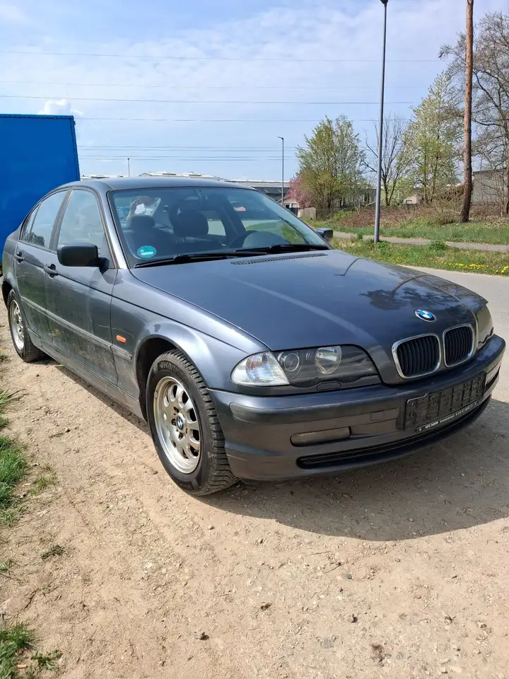 BMW 318 facelift, foto 6
