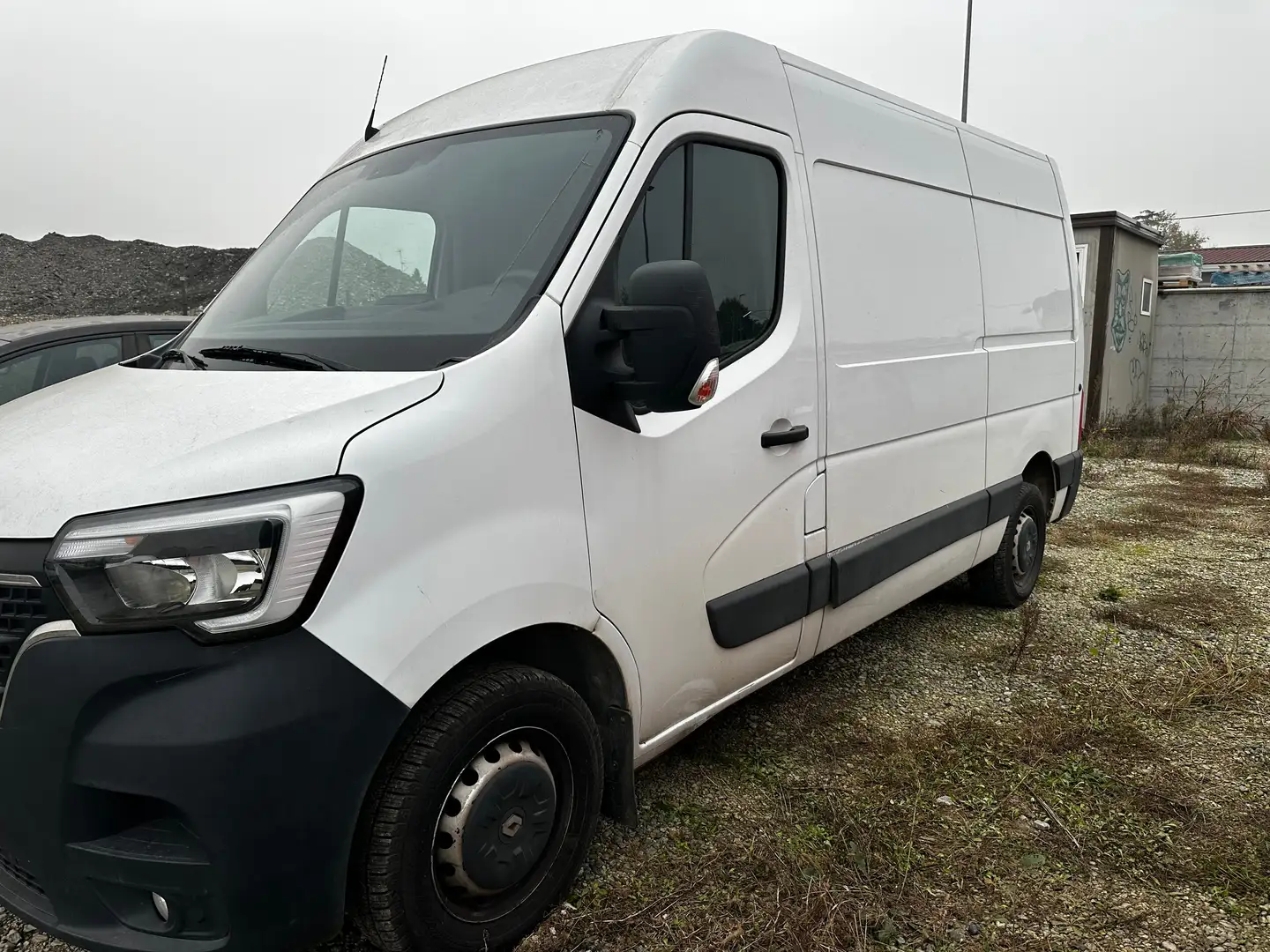 Renault Master 2.3 DCI 150 CV T 35 L2 H2 3P EURO 6D TEMP IVA ESCL Bianco - 2