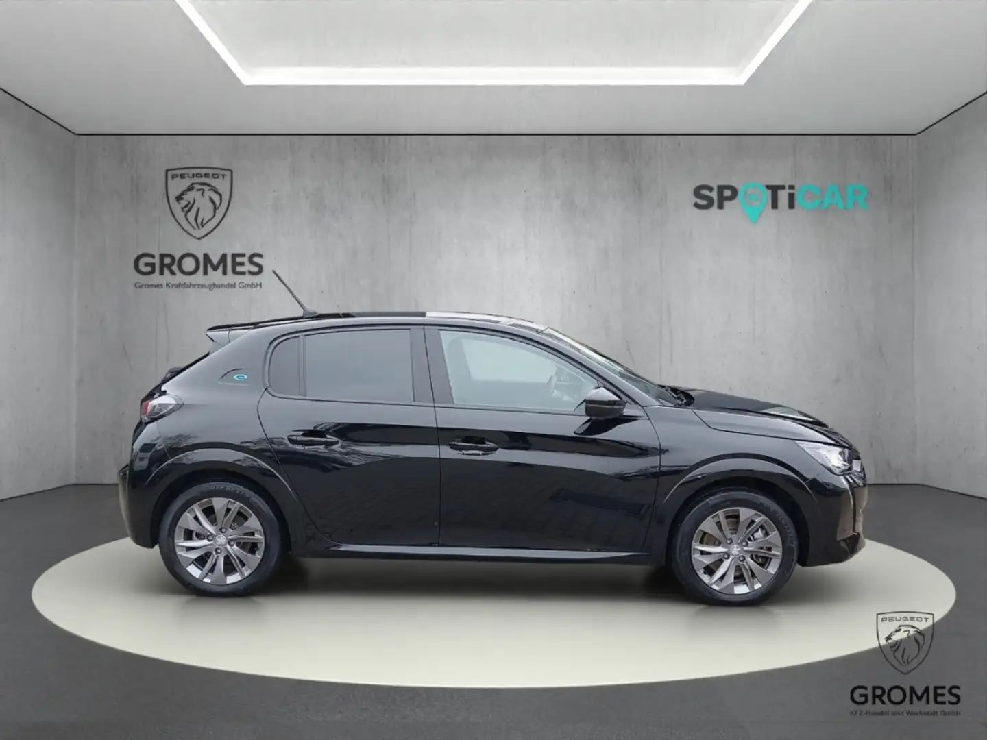 Peugeot 208 e- Allure ALLURE ELEKT 136 Navi LED Klimaautom DAB Schwarz - 2