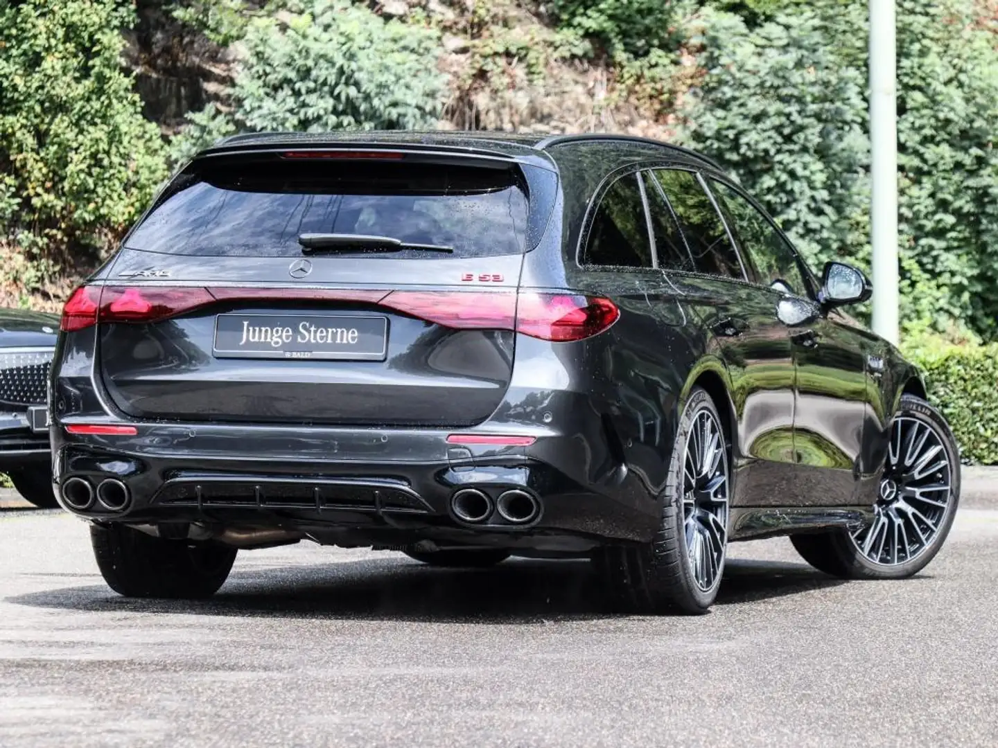 Mercedes-Benz E 53 AMG Hybr 4M+ T Pano/Burm/AHK/Night I+II/20" Grau - 2