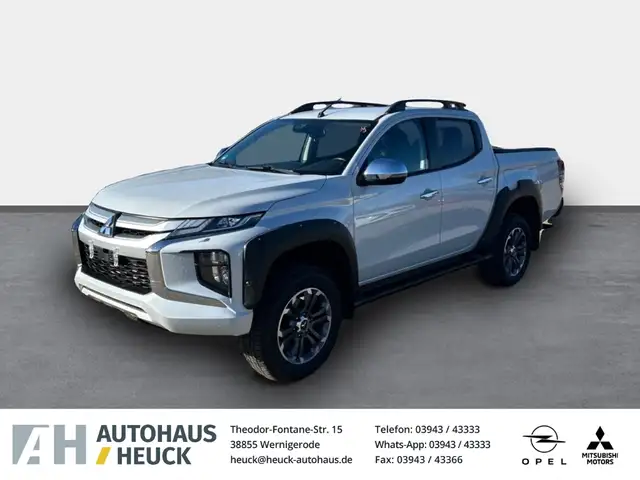 Mitsubishi L200 Intro Edition Doppelkabine 4WD LED ACC Mehrzonenkl