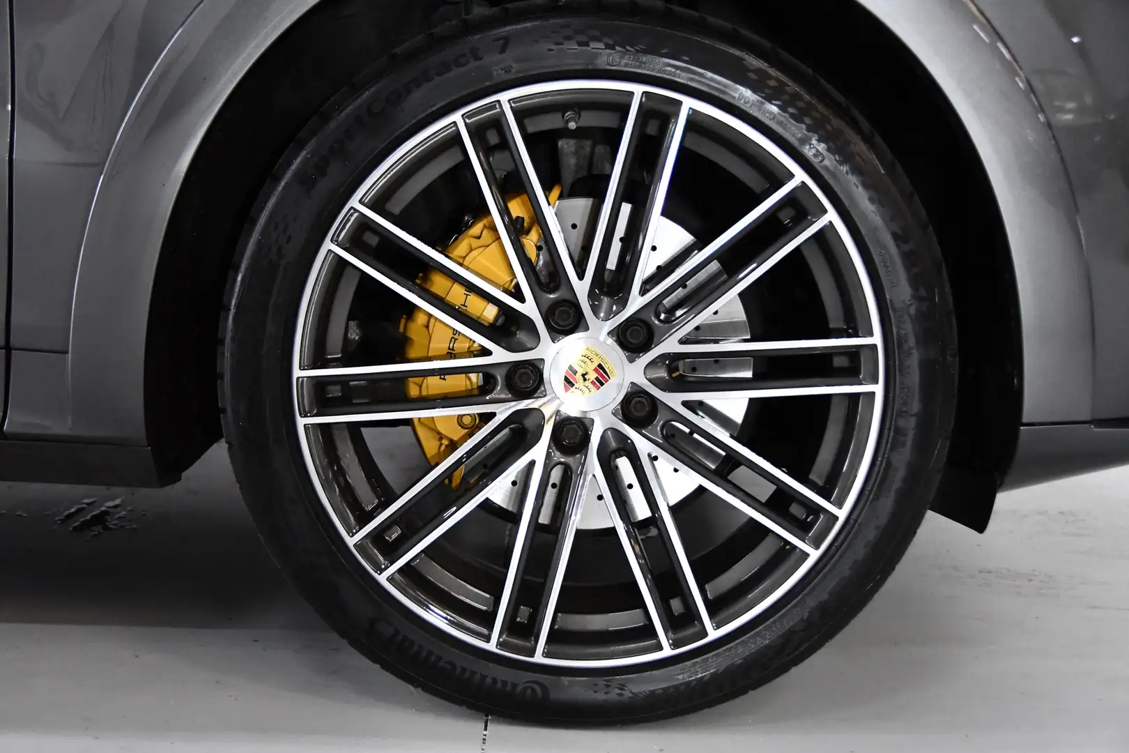 Porsche Cayenne 3.0 E-Hybrid, Bomvol opties. Panoramadak, Softclos Grijs - 2