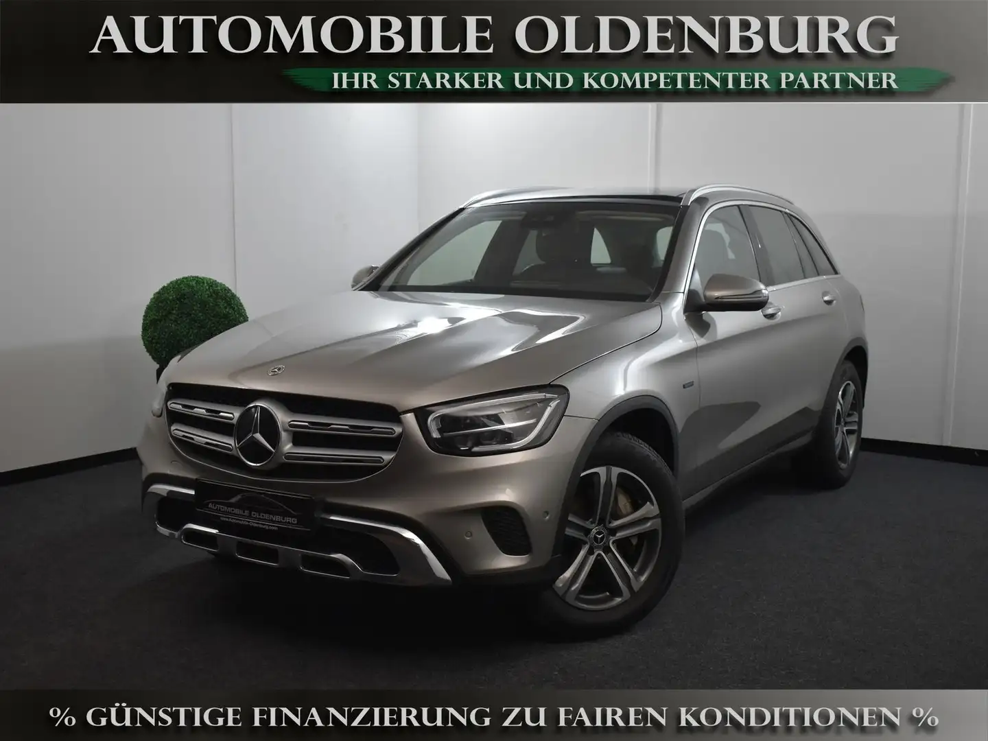 Mercedes-Benz GLC 300 de 4M Exclusive *Distro*AHK*PANO*AIR*KAM Argento - 1