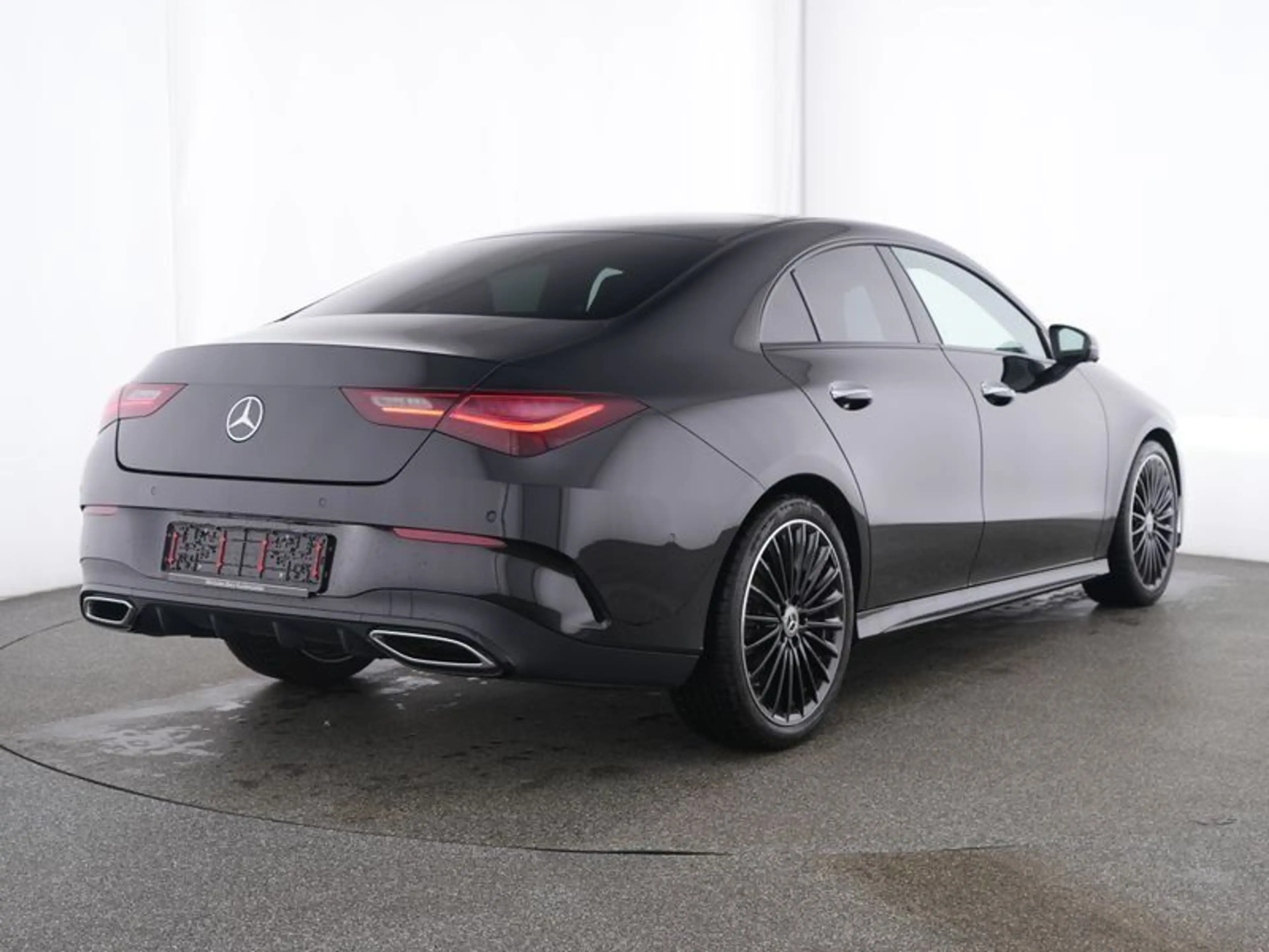 Mercedes-Benz CLA 200 AMG Premium Night Pano Burm Leder Multib — photo 2