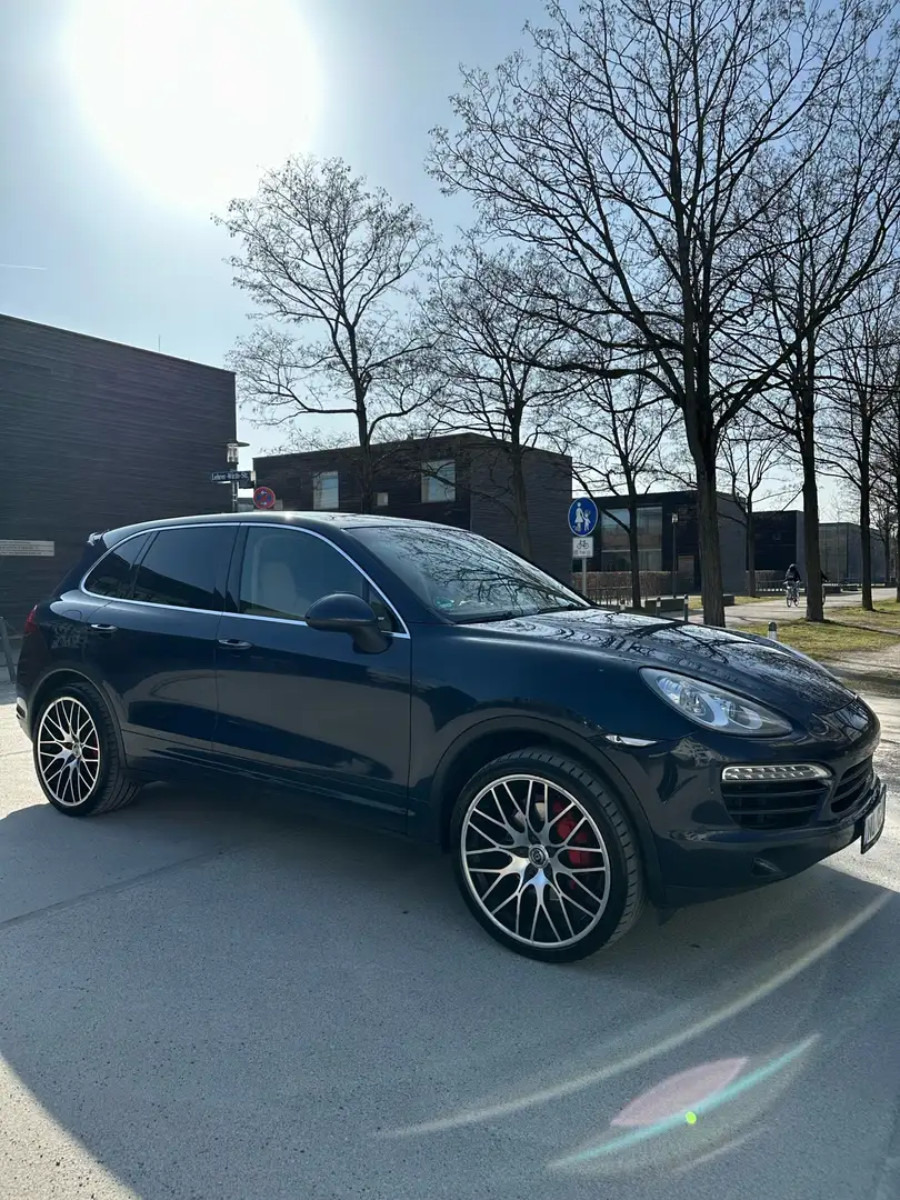 Porsche Cayenne Diesel Tiptronic S - 2