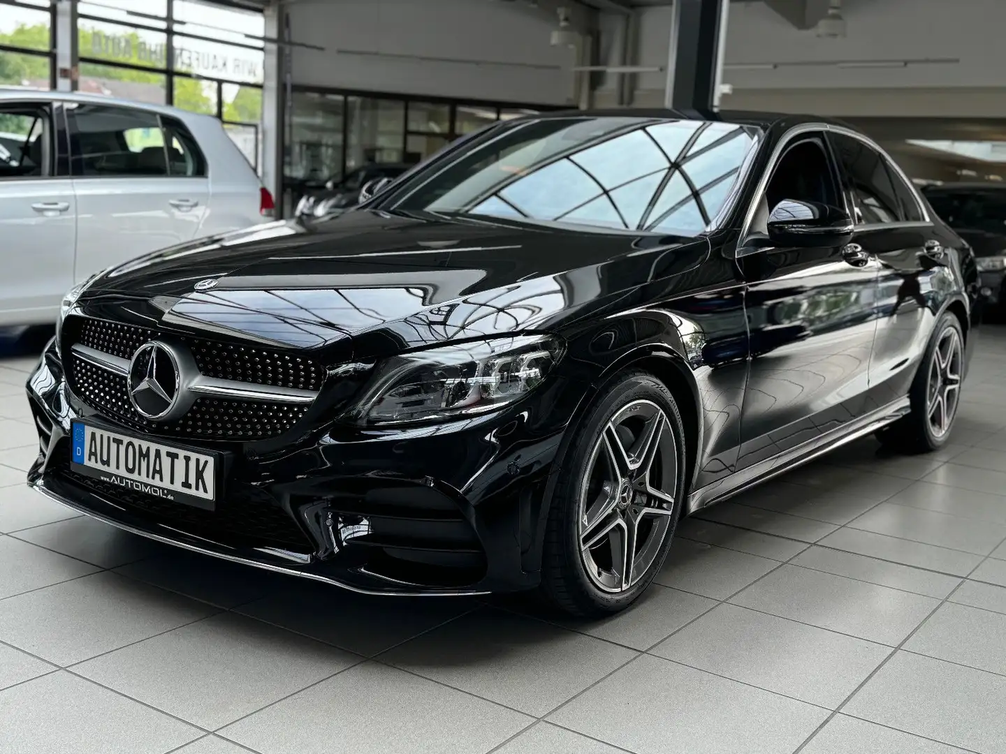 Mercedes-Benz C 200 AMG Line*Automatik*Multibeam LED*Navi* Zwart - 1
