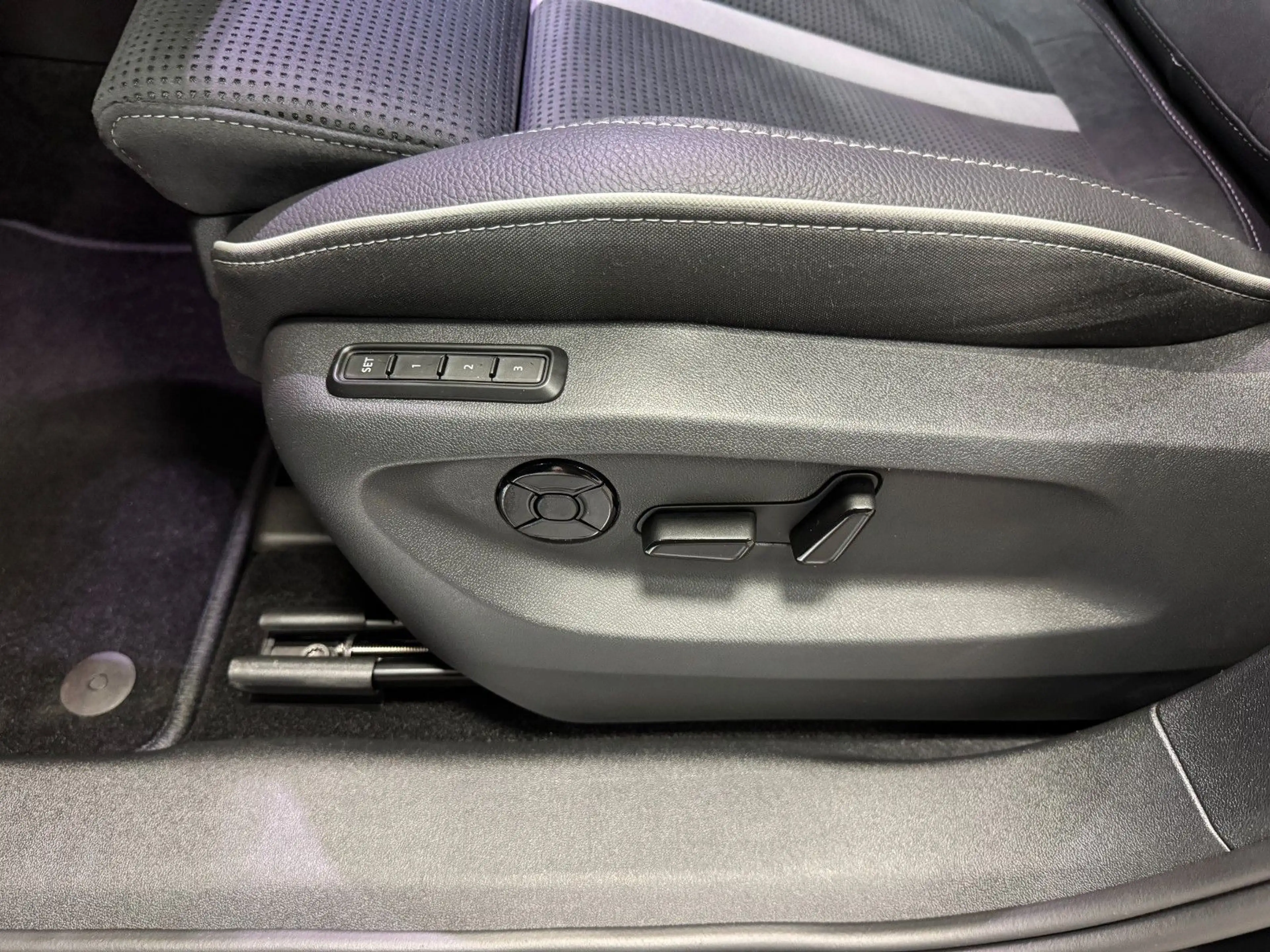 Skoda Kodiaq 1.5 TSI Sportline AHK "sofort verfügbar" — photo 10