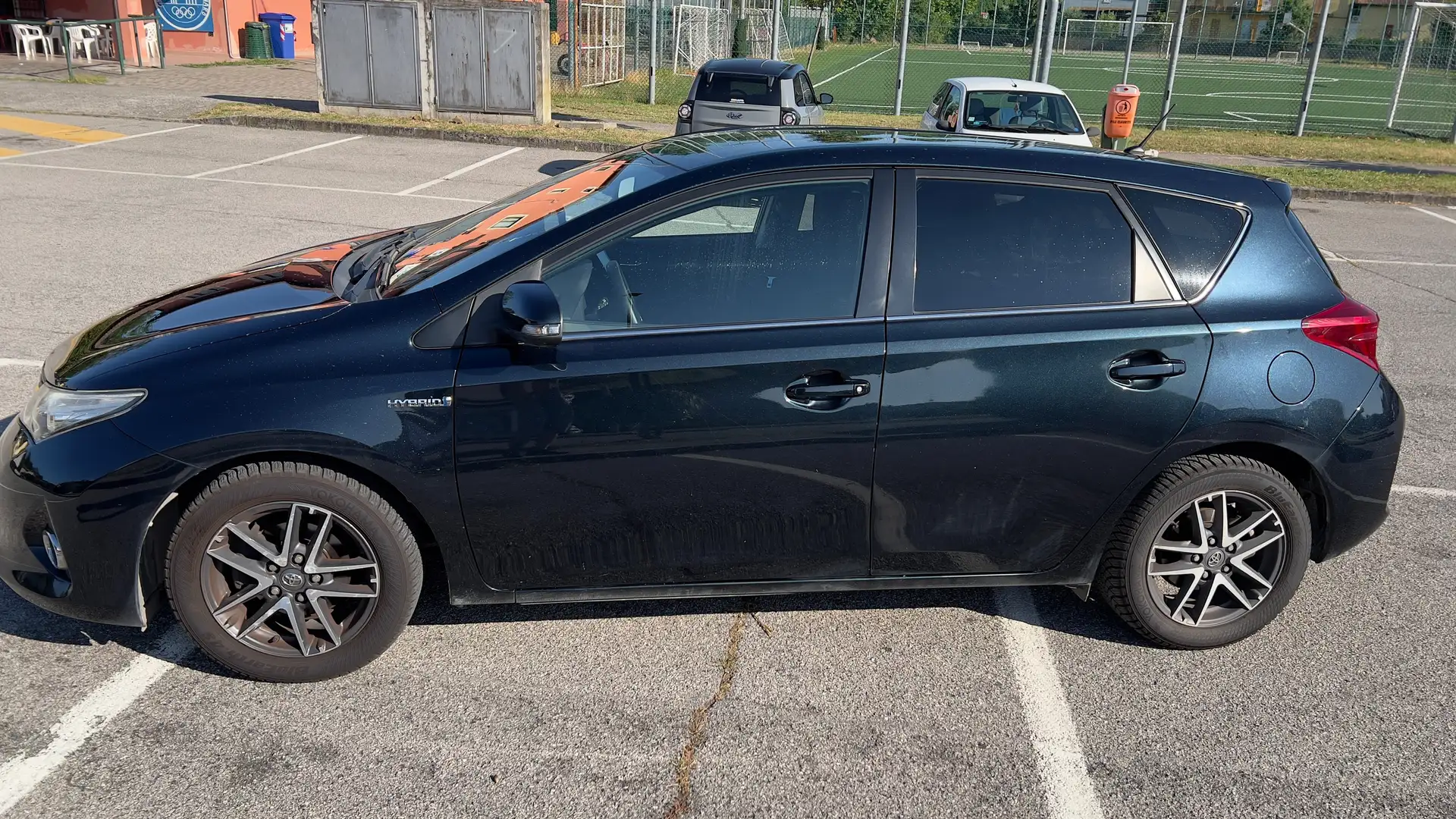 Toyota Auris Auris II 2013 5p 1.8h Active eco - 1