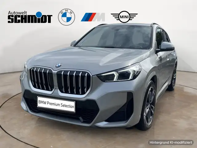 BMW X1 view 2