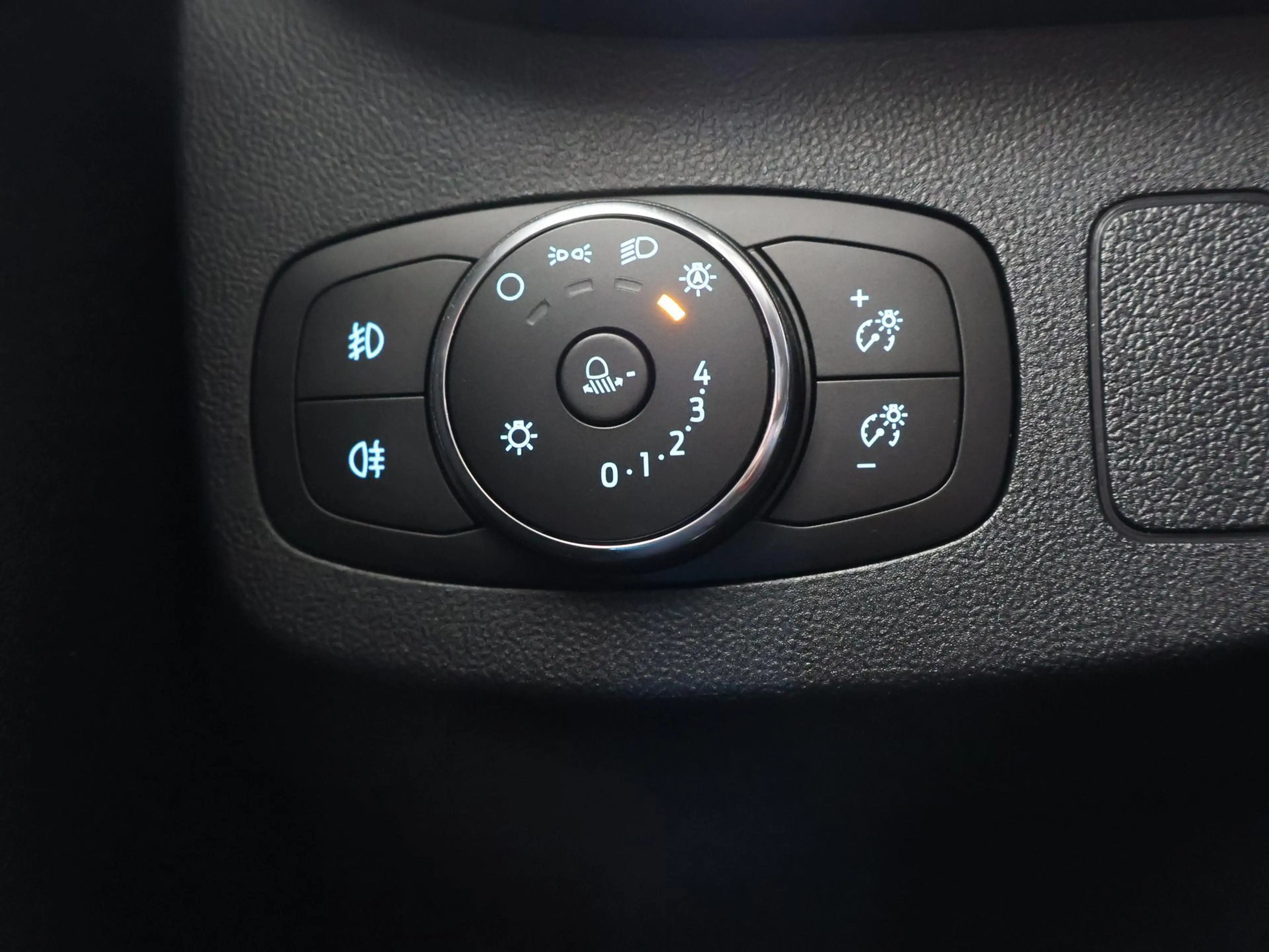 Ford Puma 1.0 EB HYBRID ST-LINE AUT. + PANORAMA | 17 INCH | — photo 47