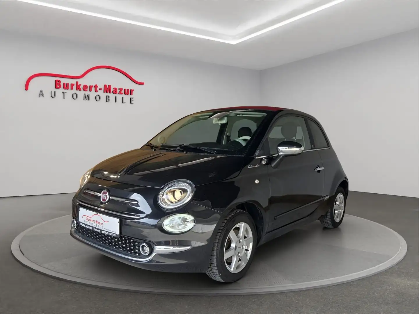 Fiat 500C 1.0 Mild Hybrid DolceVita Schwarz - 1