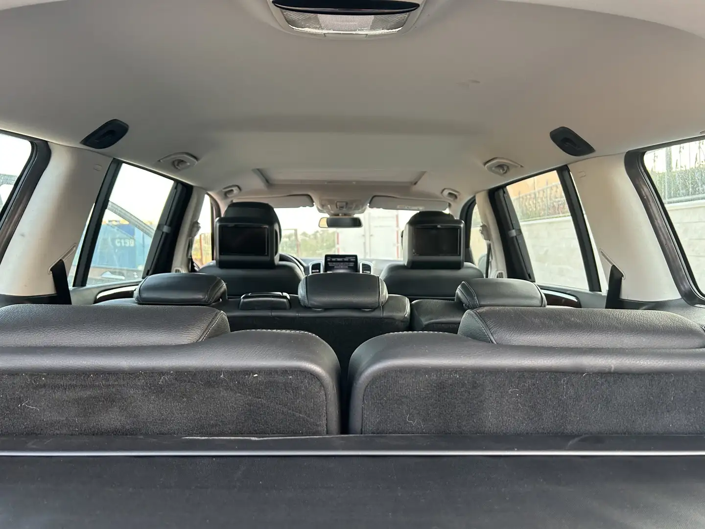 Mercedes-Benz GLS 350 d Sport 4matic auto - 2