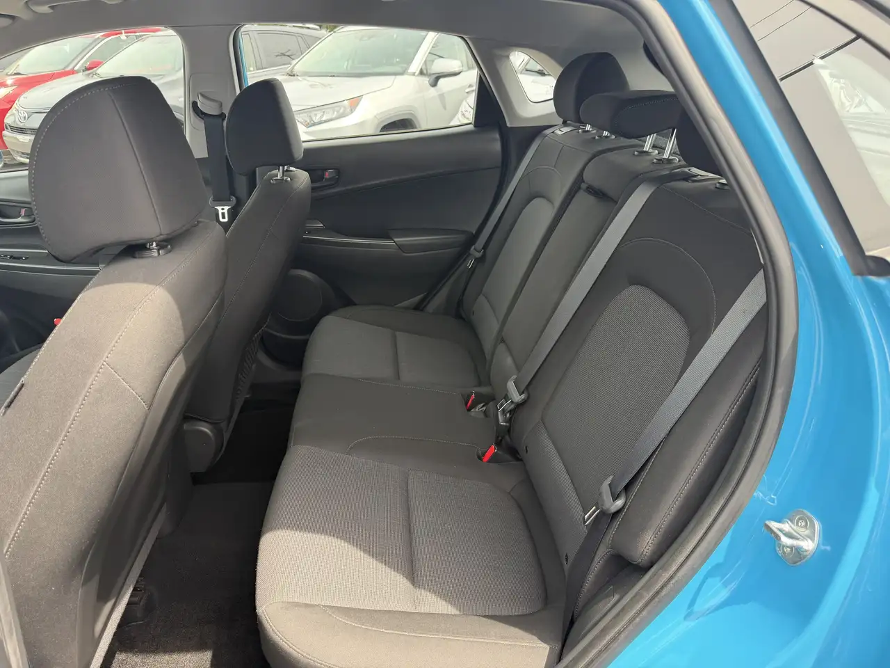 Hyundai KONA снимка Hyundai KONA