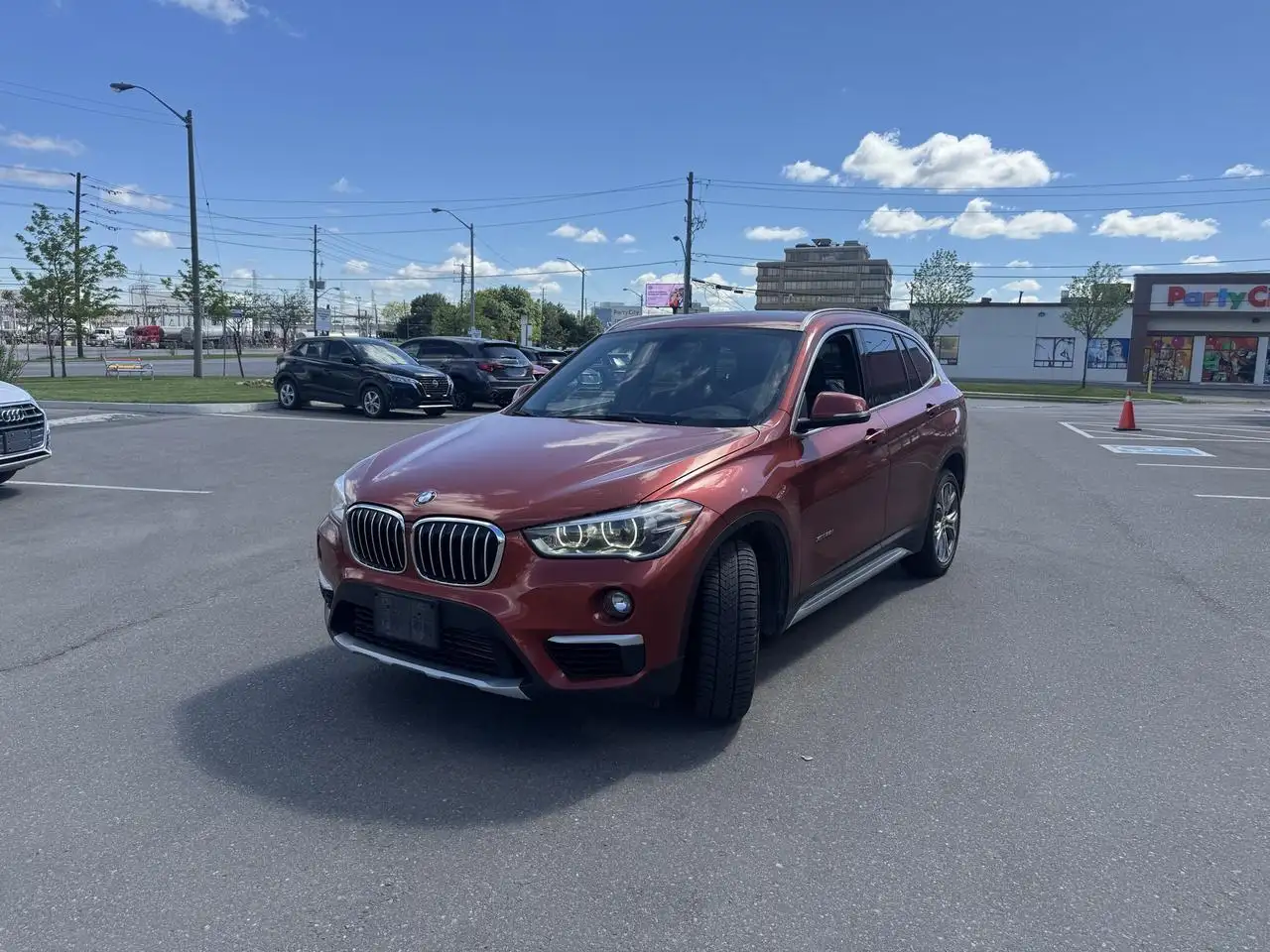BMW X1 снимка BMW X1