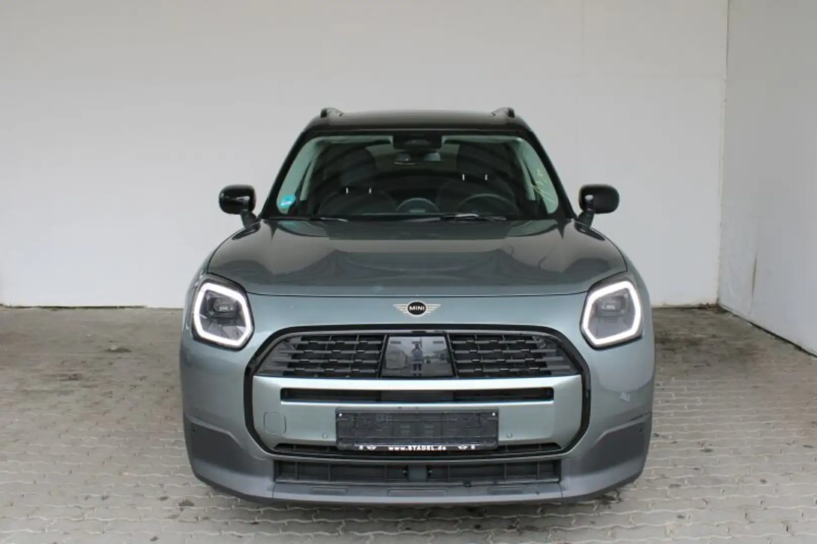 MINI Countryman D Navi.LED.HuD.AHK.Pano.KomfZg.RFK Grün - 2