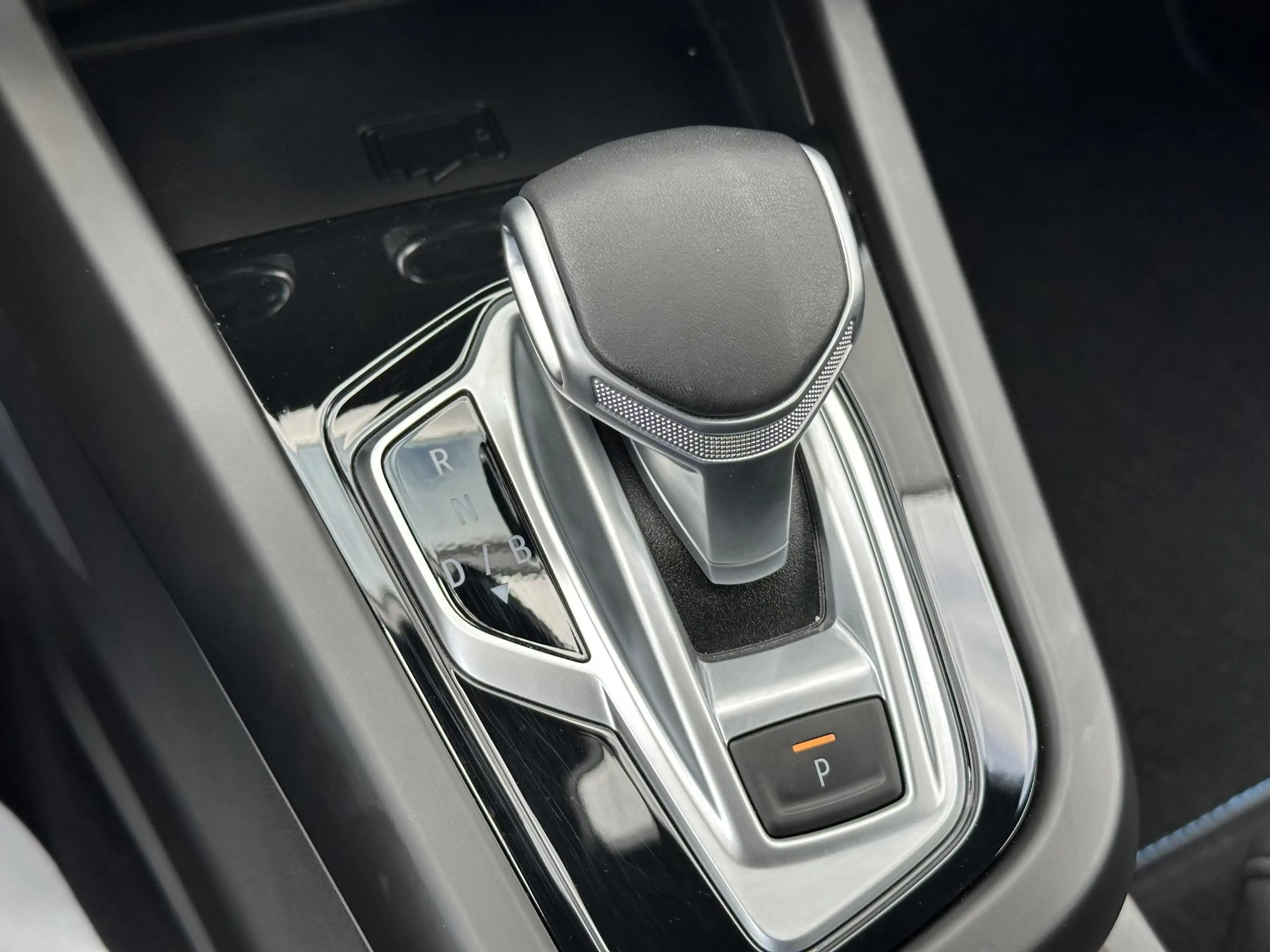 Renault Arkana 1.6 E-Tech full hybrid 145 esprit Alpine — photo 9