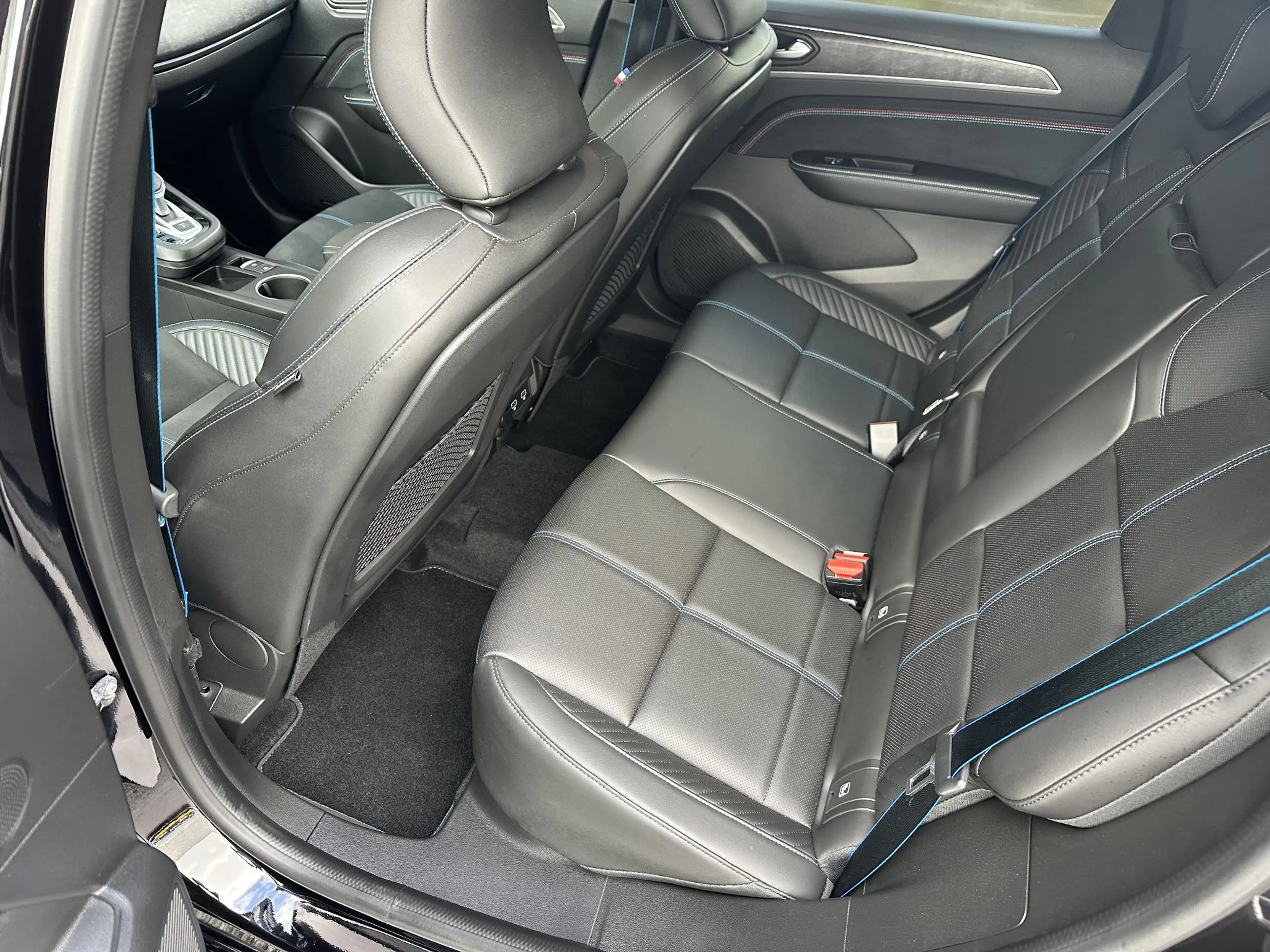Renault Arkana 1.6 E-Tech full hybrid 145 esprit Alpine — photo 14