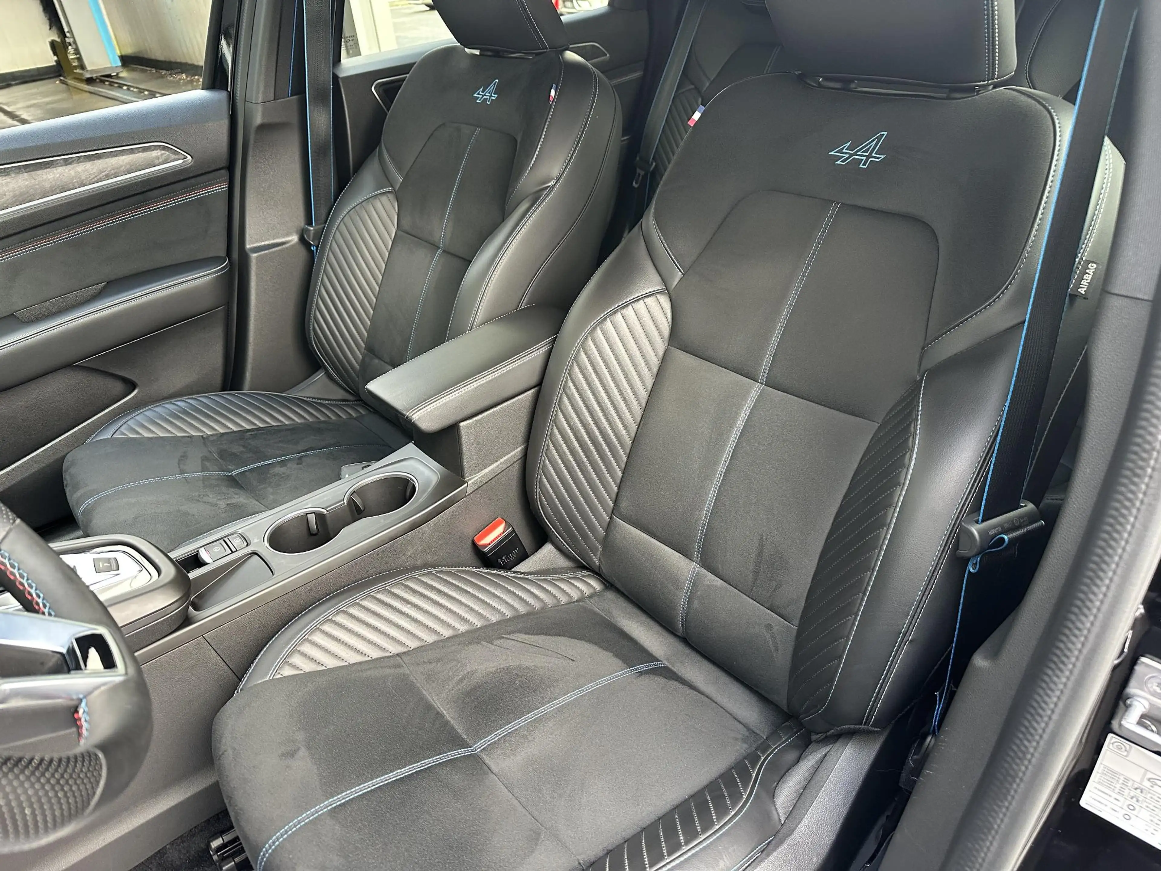 Renault Arkana 1.6 E-Tech full hybrid 145 esprit Alpine — photo 12