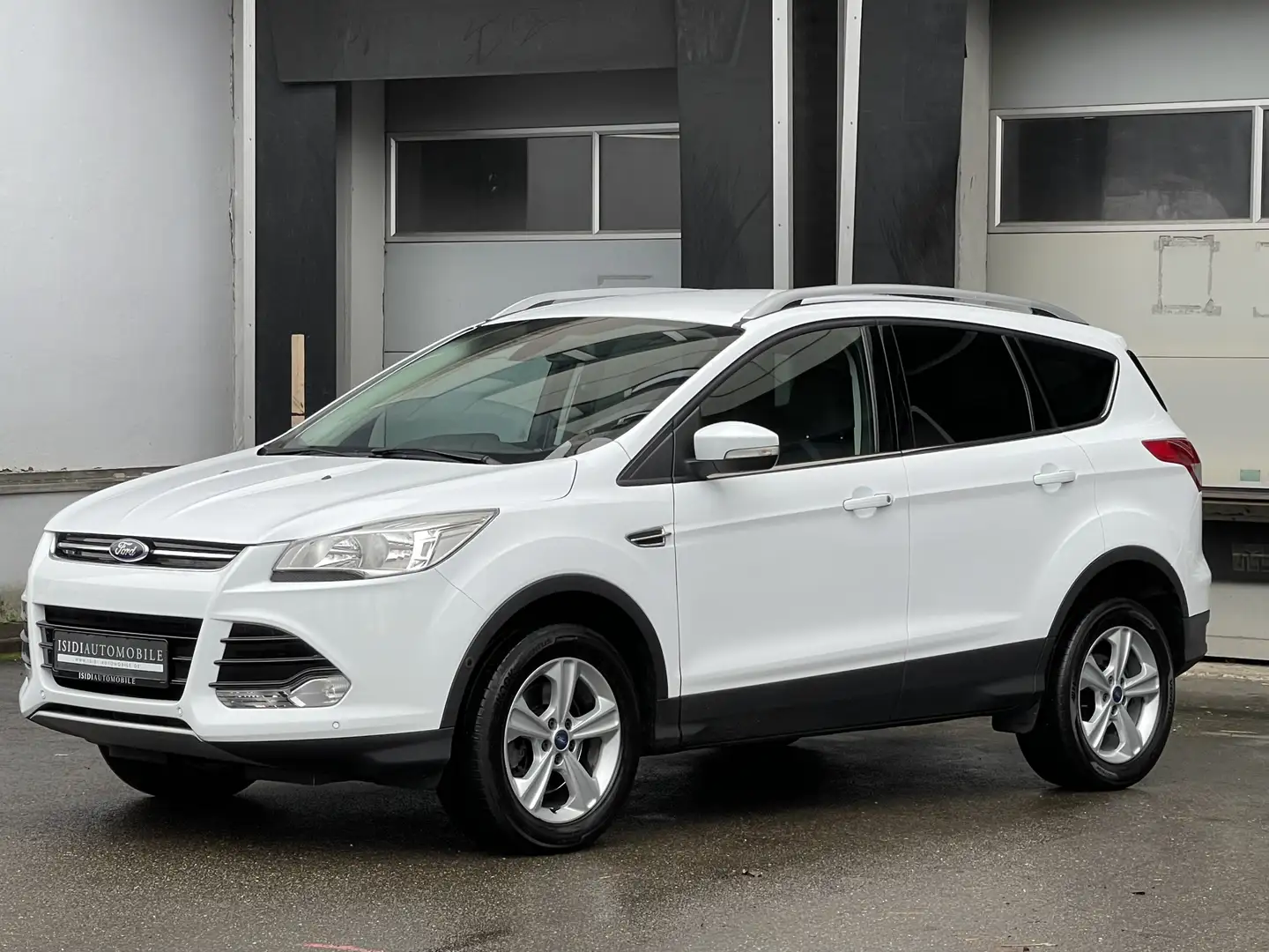 Ford Kuga Titanium Sitzheizung Einparkhilfe Leder AHK Blanc - 2