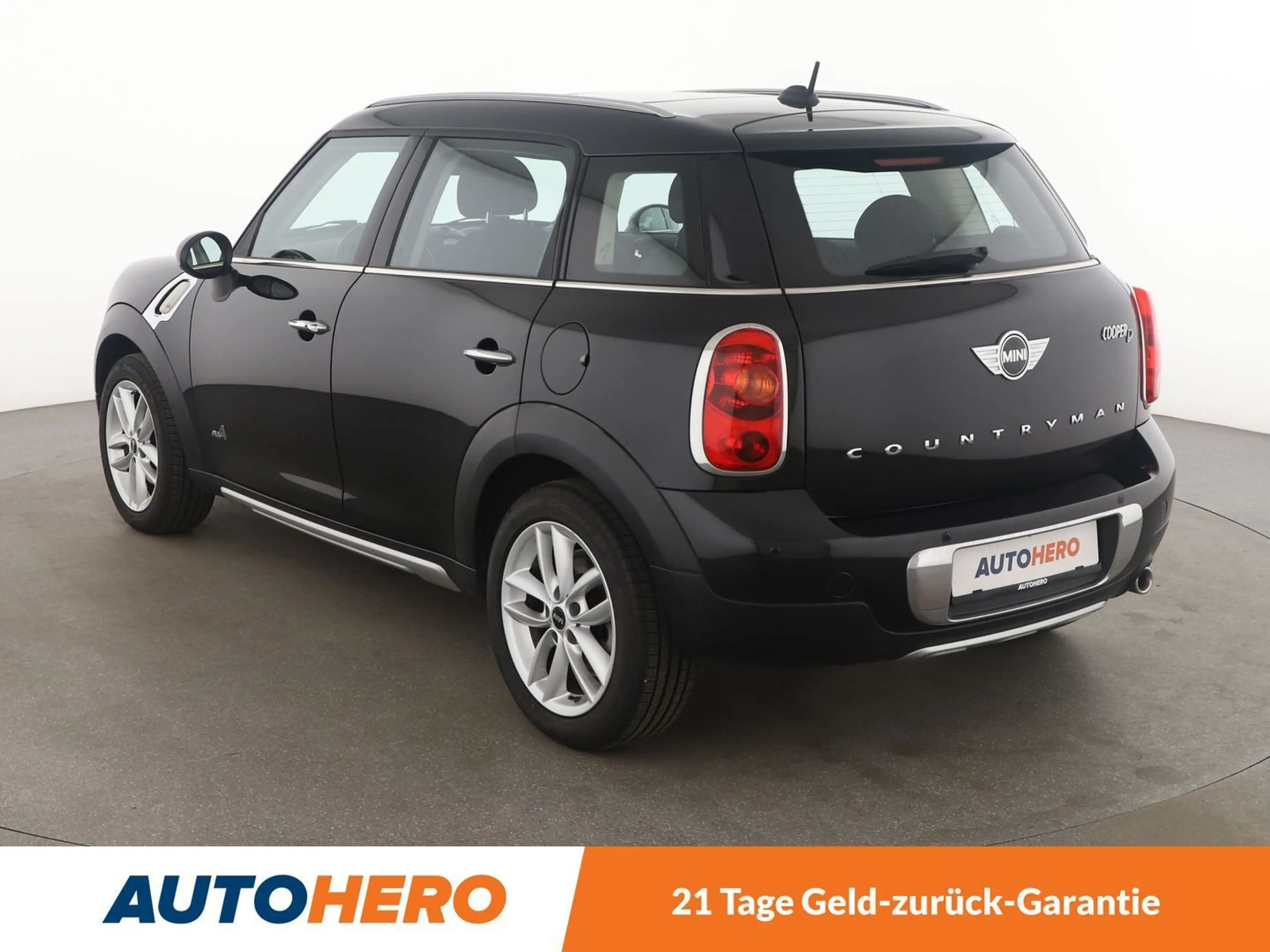 MINI Cooper D Countryman Cooper D ALL4 *NAVI*TEMPO*PDC*PANO*SHZ* — photo 4