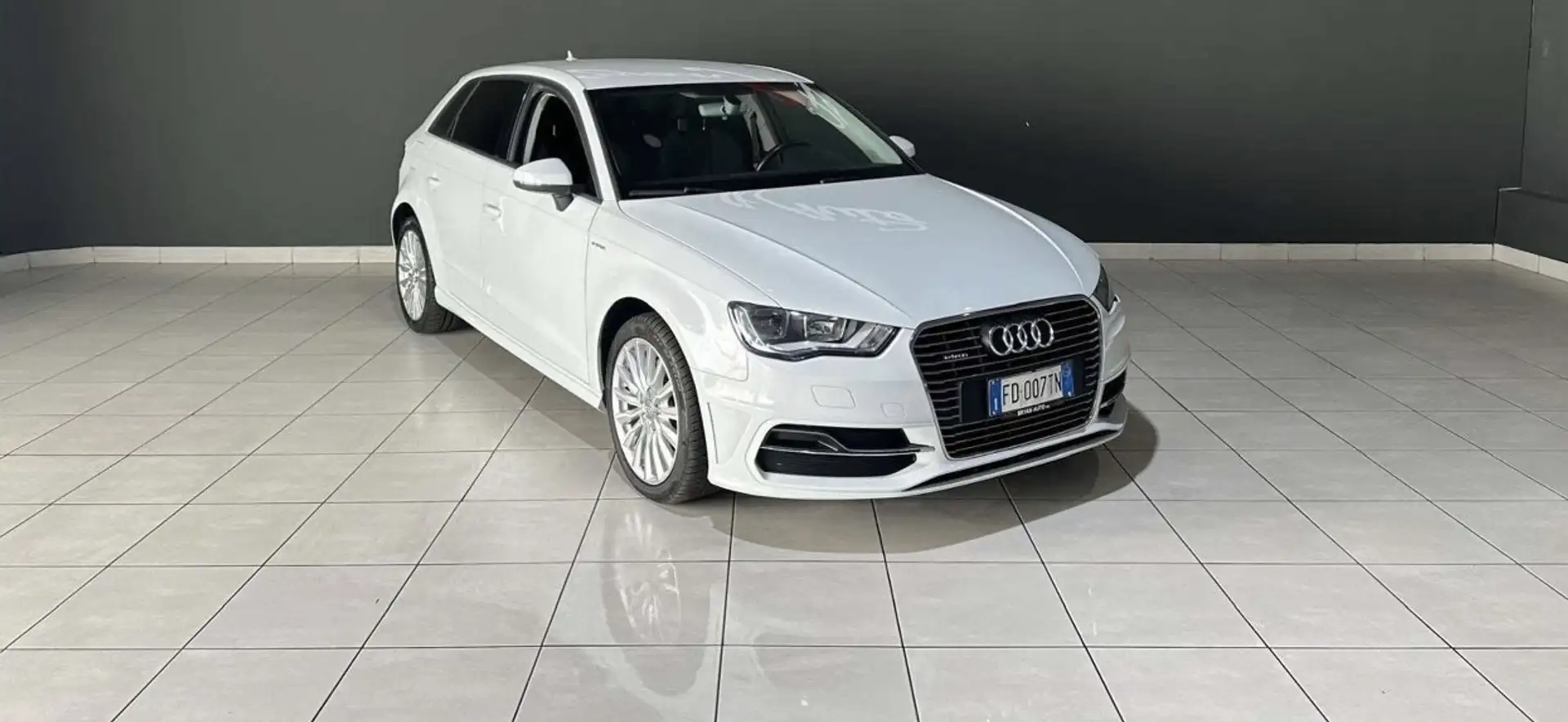 Audi e-tron A3 E-tron - 1