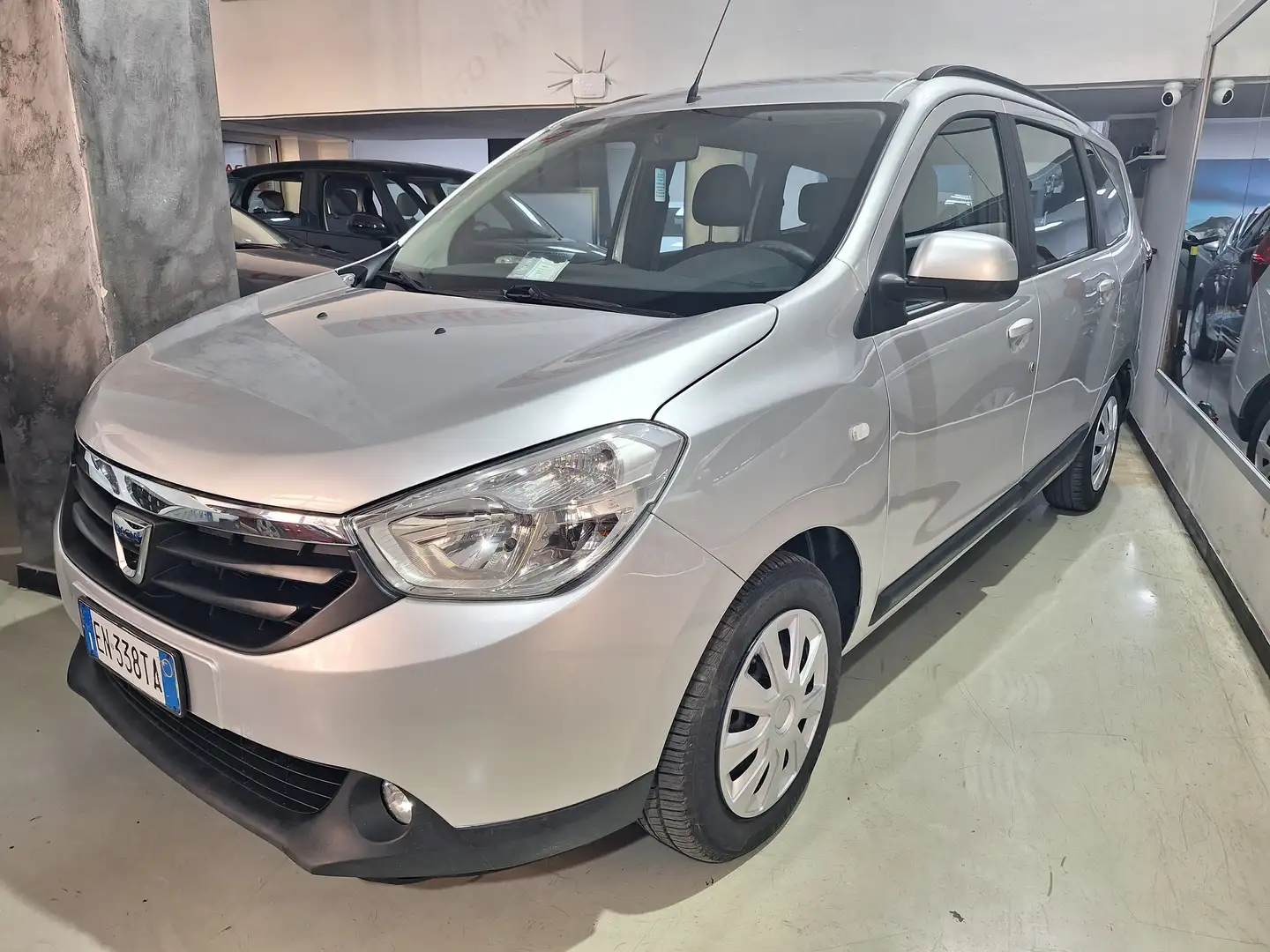 Dacia Lodgy 1.5 dci Laureate 90cv 1 PROPRIETARIO Grigio - 1