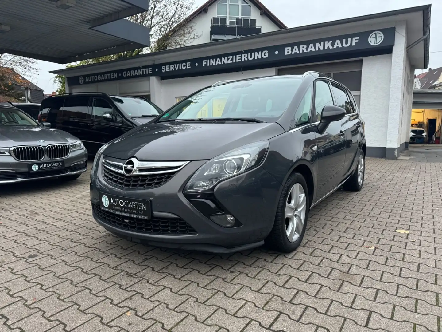 Opel Zafira Tourer Opel Zafira*2.0 CDTI*Innovation*7-Sitze Grigio - 1