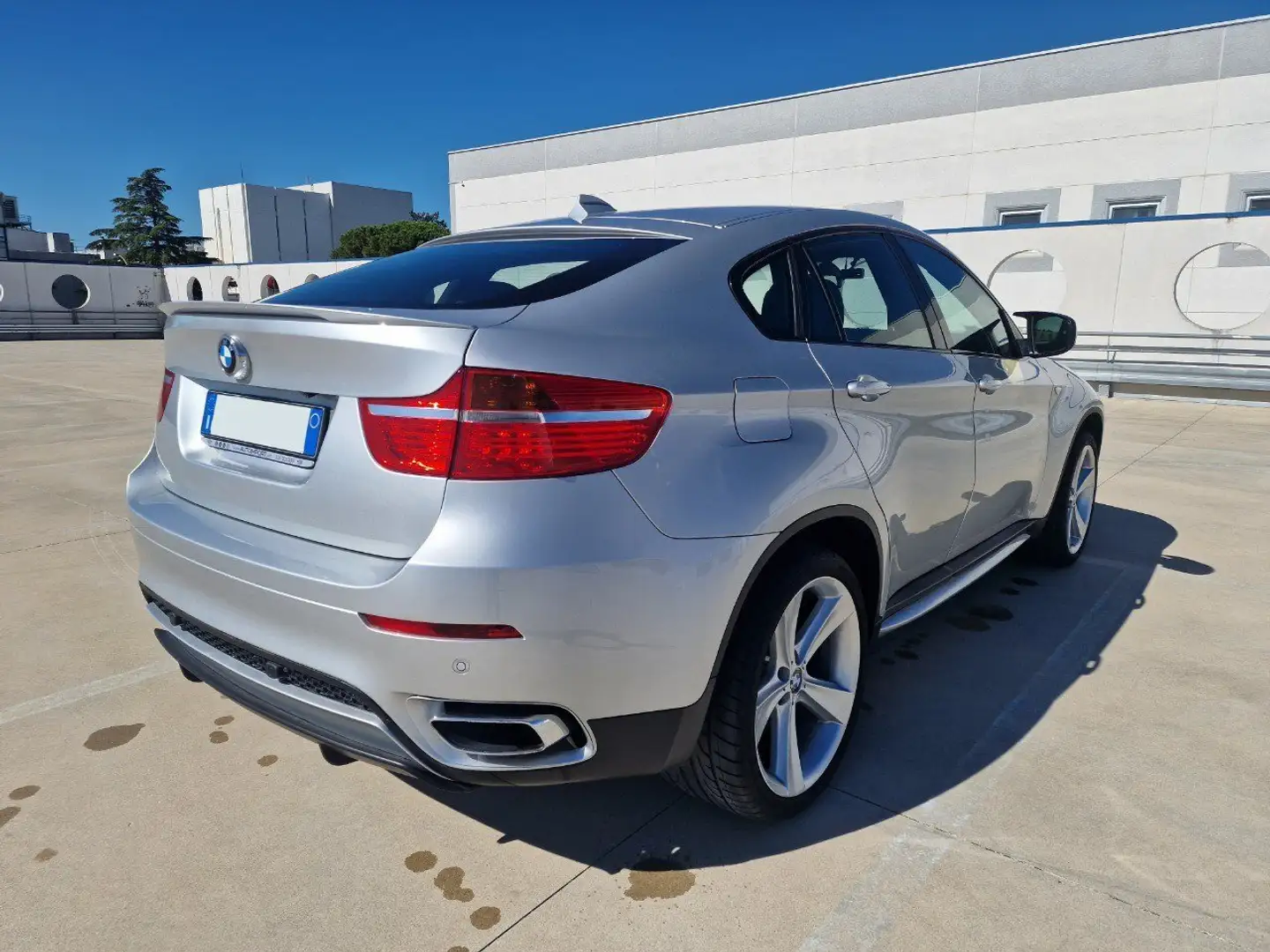 BMW X6 M 40d xDrive KmReali MPerformance Originale Plateado - 2