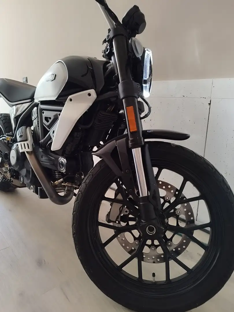Ducati Scrambler Icon Negru - 2