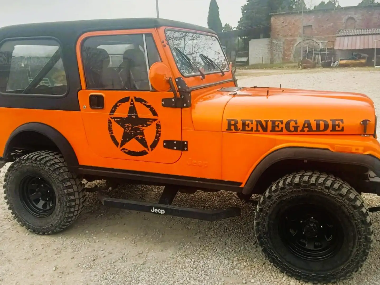 Jeep CJ-7 completamente riffata Pomarańczowy - 2